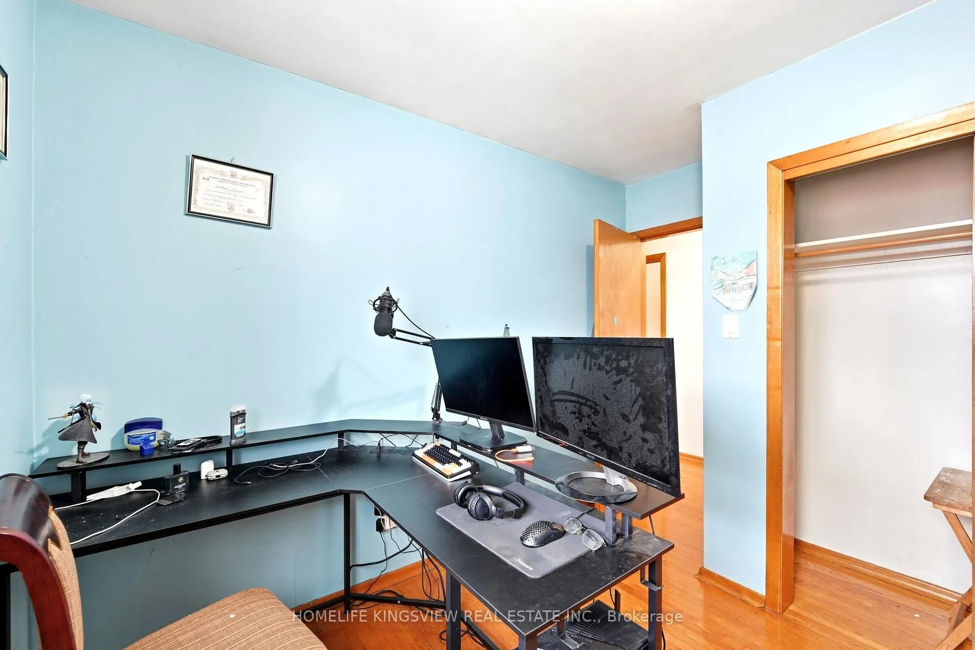 Photo 17 of 656 Athol Street E, Oshawa, Donevan — HOMEH