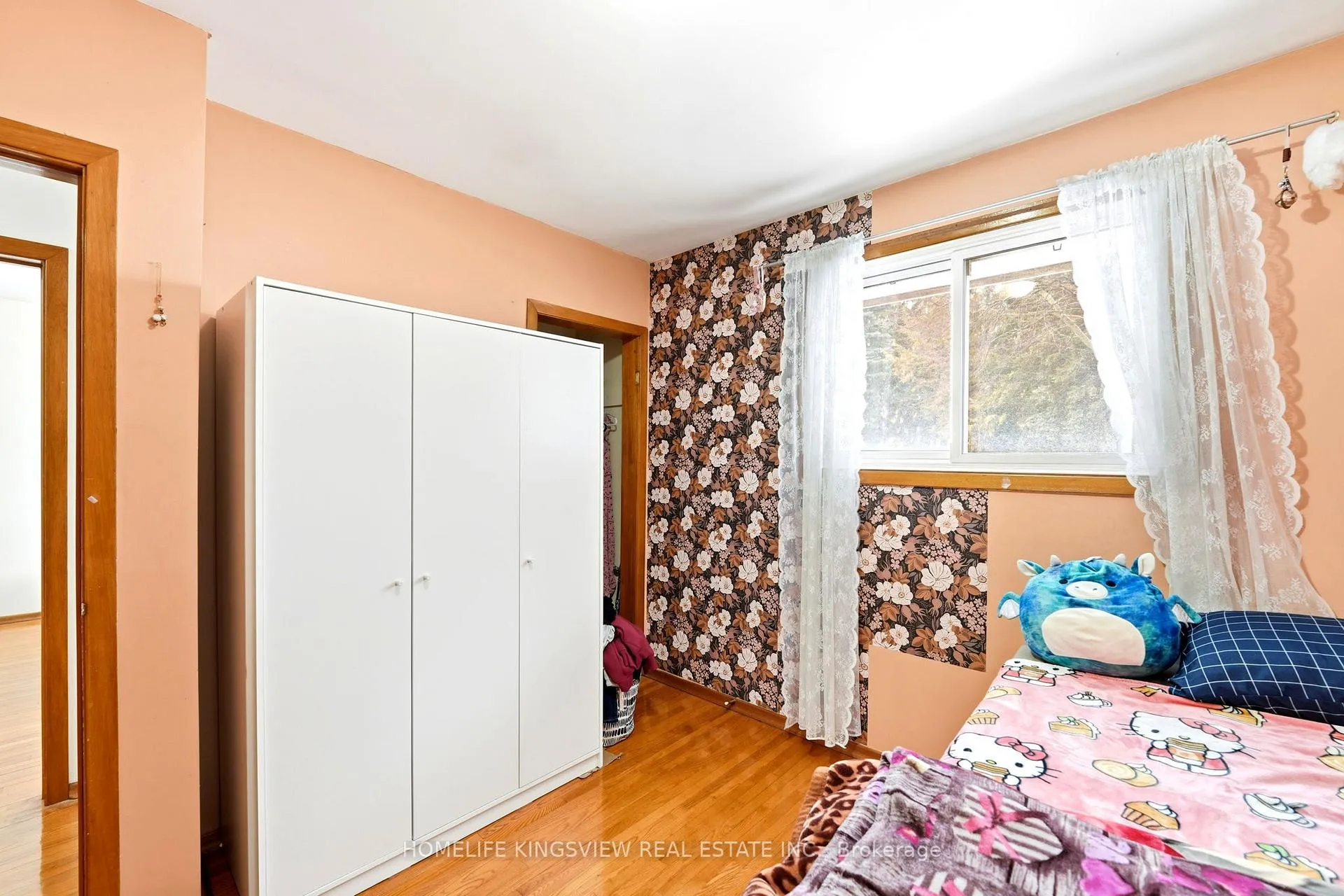 Photo 23 of 656 Athol Street E, Oshawa, Donevan — HOMEH