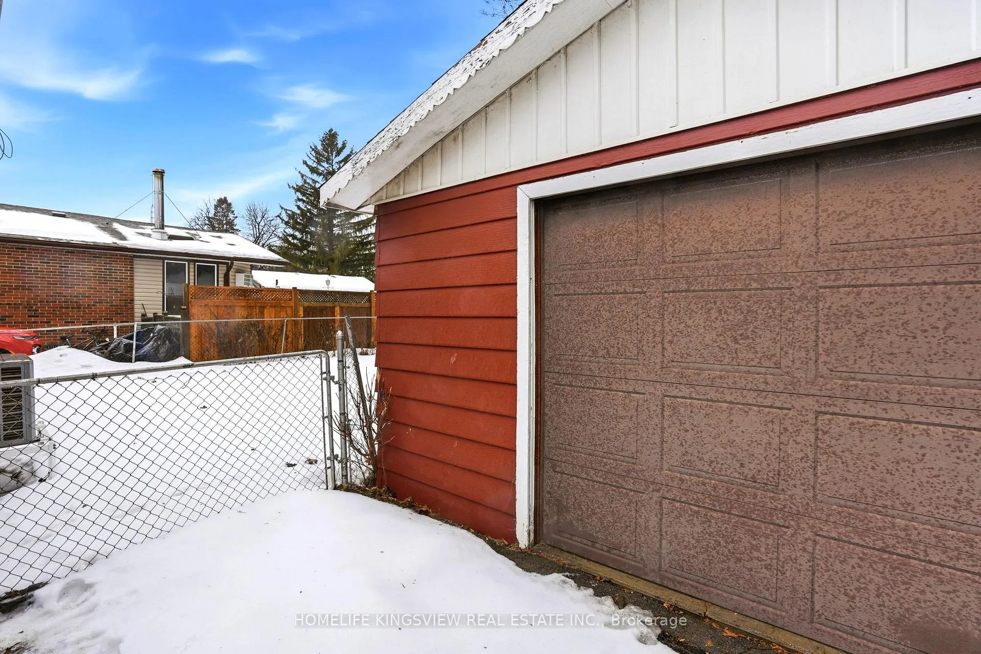 Photo 39 of 656 Athol Street E, Oshawa, Donevan — HOMEH