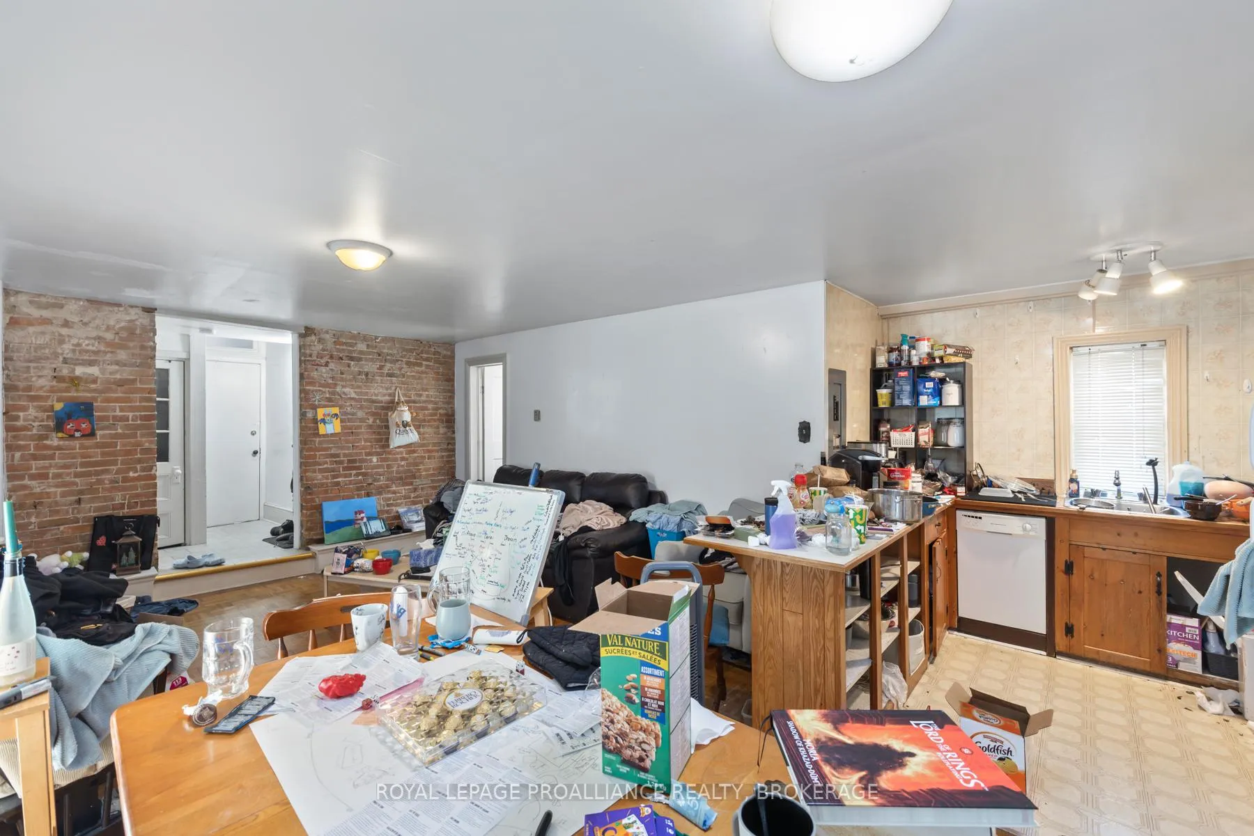 Photo 25 of 123 King Street E, Kingston, Central City East — HOMEH