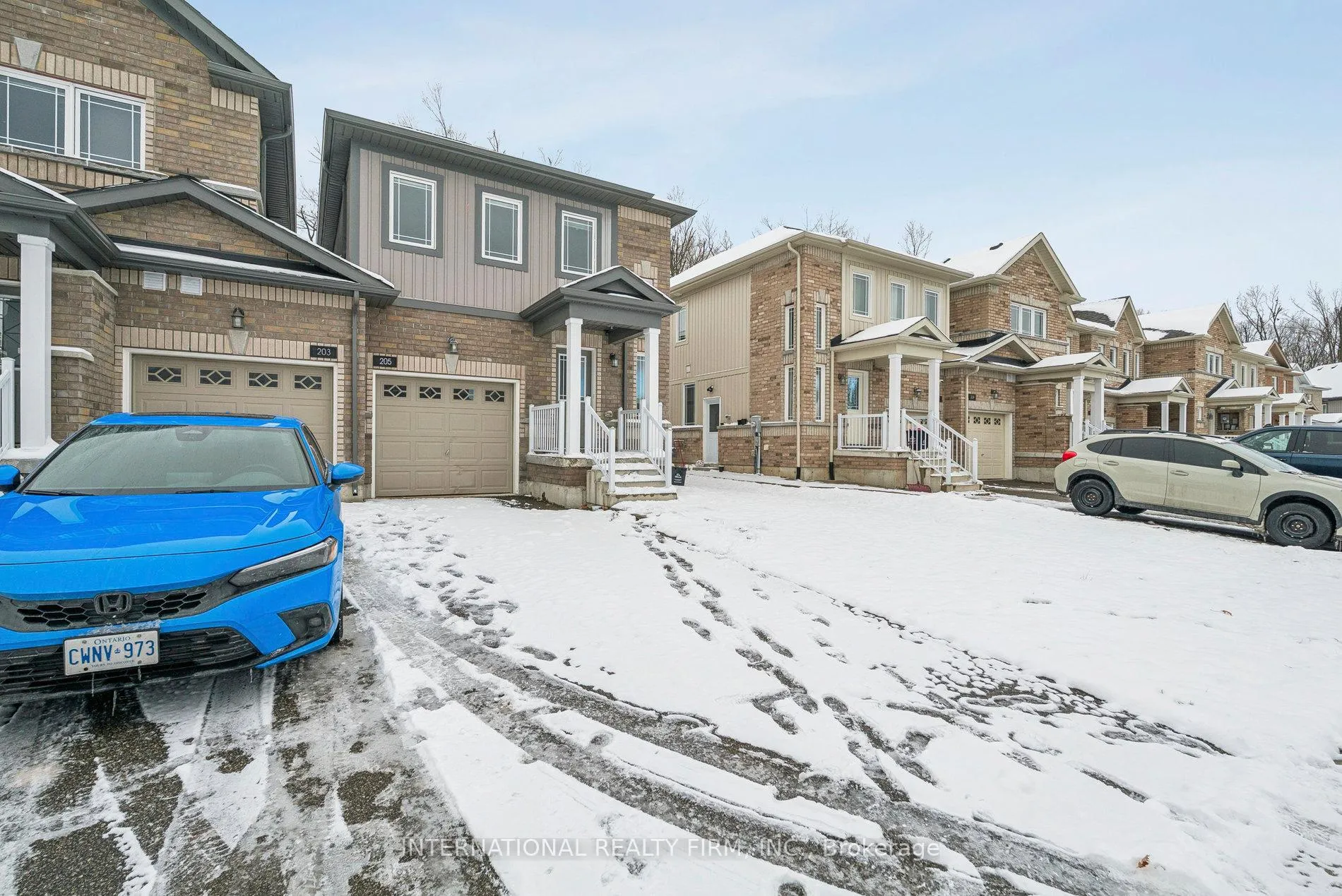 Photo 2 of 205 Diana Drive, Orillia — HOMEH