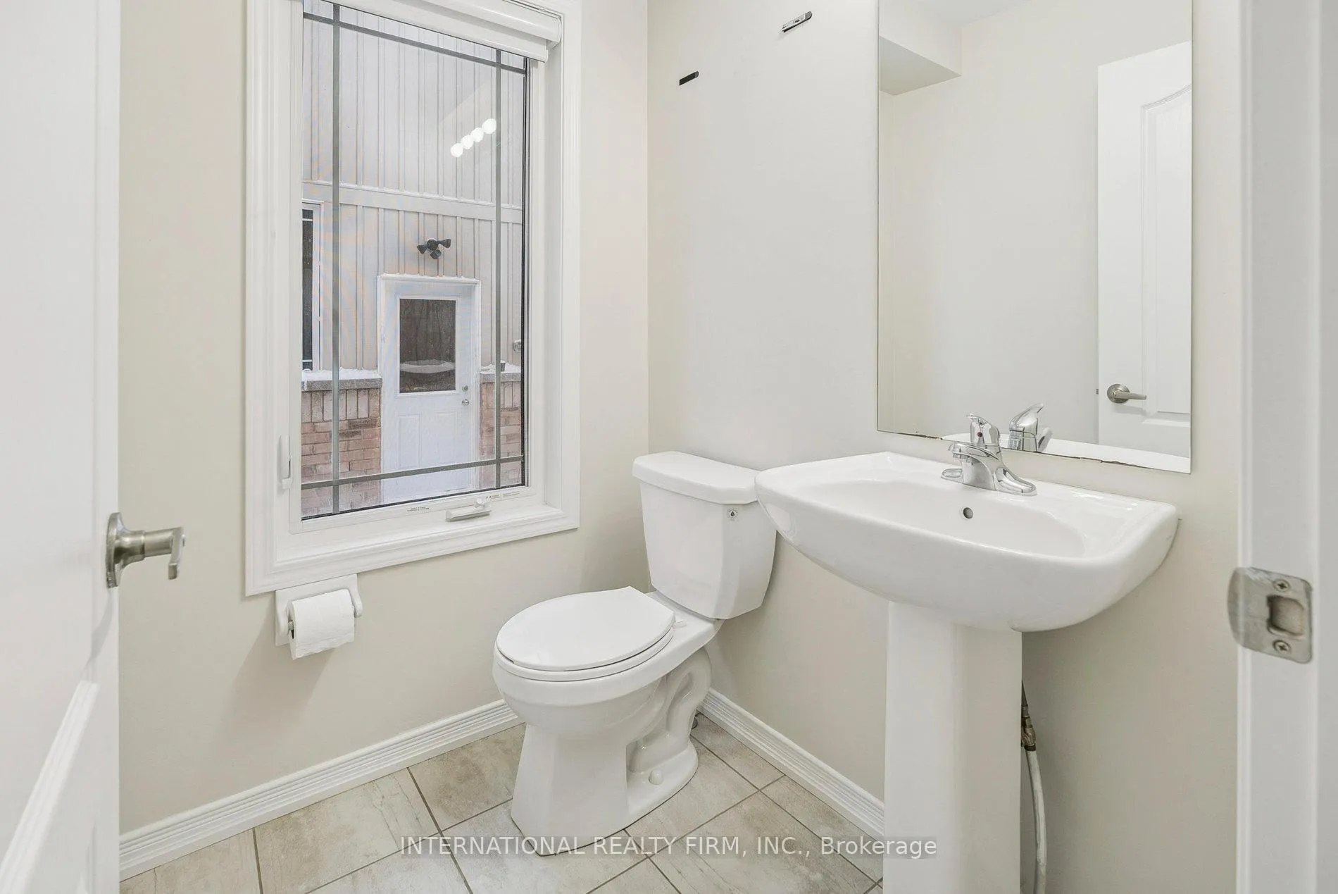 Photo 6 of 205 Diana Drive, Orillia — HOMEH