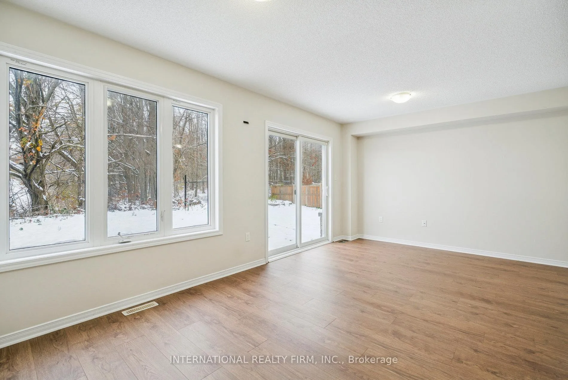 Photo 12 of 205 Diana Drive, Orillia — HOMEH
