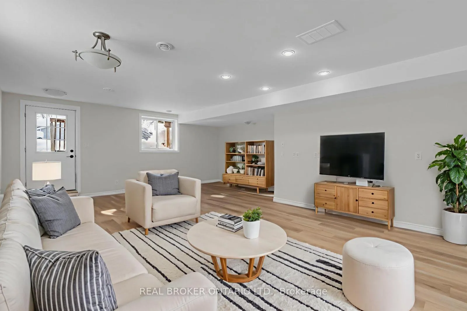 Photo 18 of 3392 Lee Avenue, Severn, West Shore — HOMEH