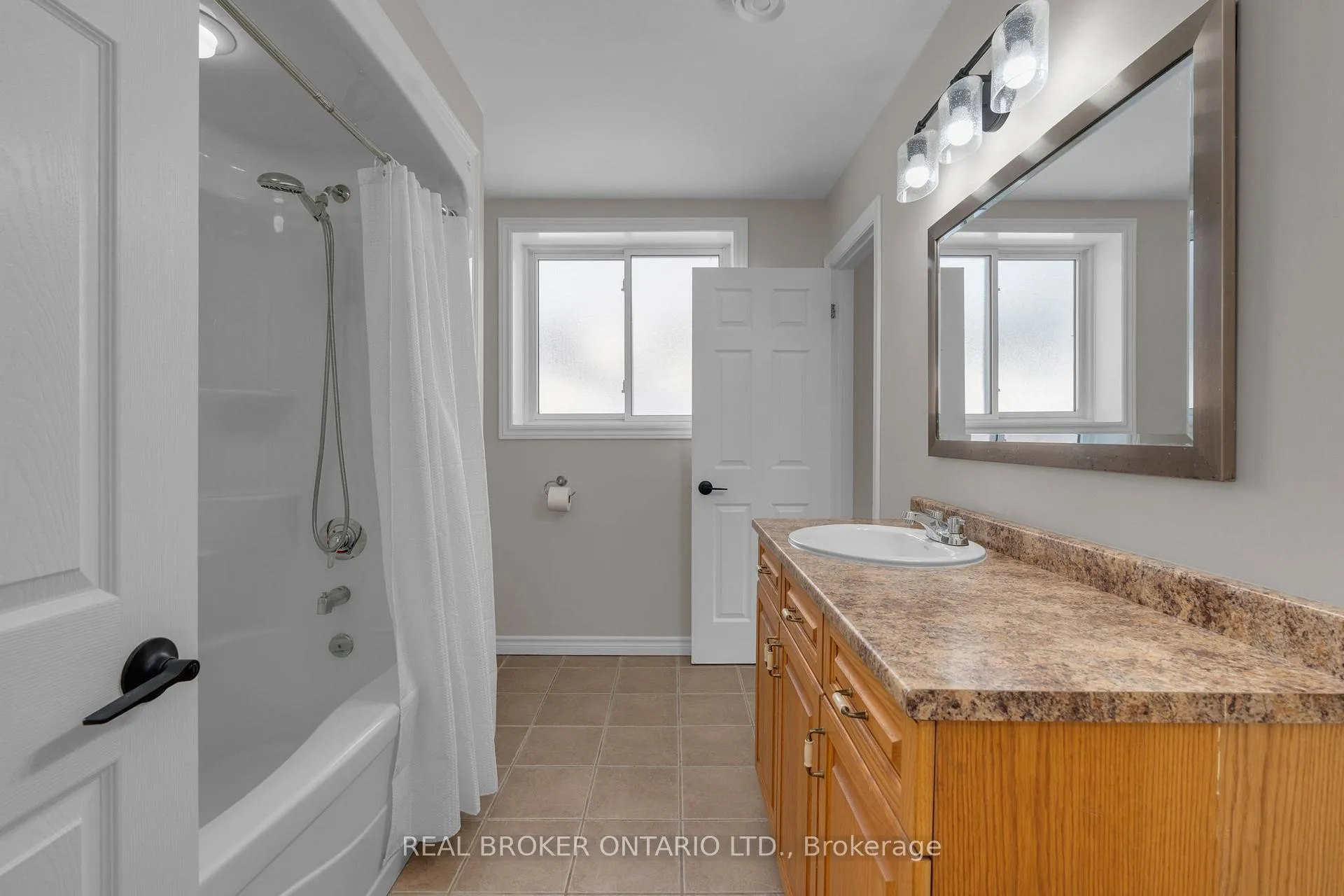 Photo 23 of 3392 Lee Avenue, Severn, West Shore — HOMEH