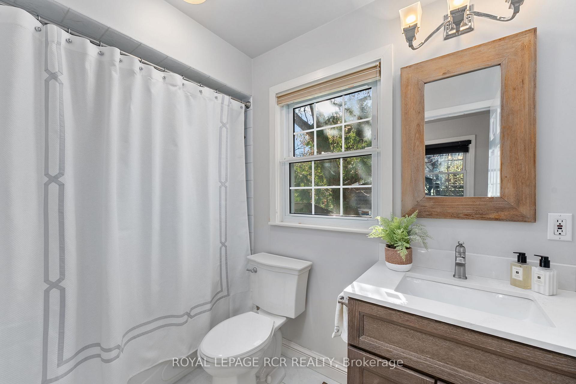 Photo 12 of 455 Kettleby Road, King, Rural King — HOMEH
