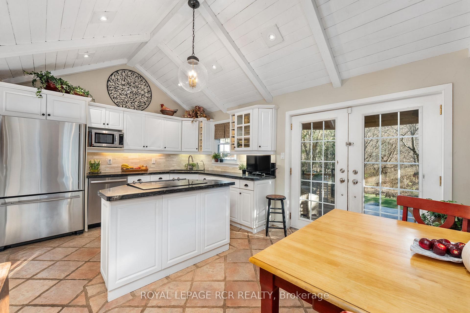 Photo 13 of 455 Kettleby Road, King, Rural King — HOMEH