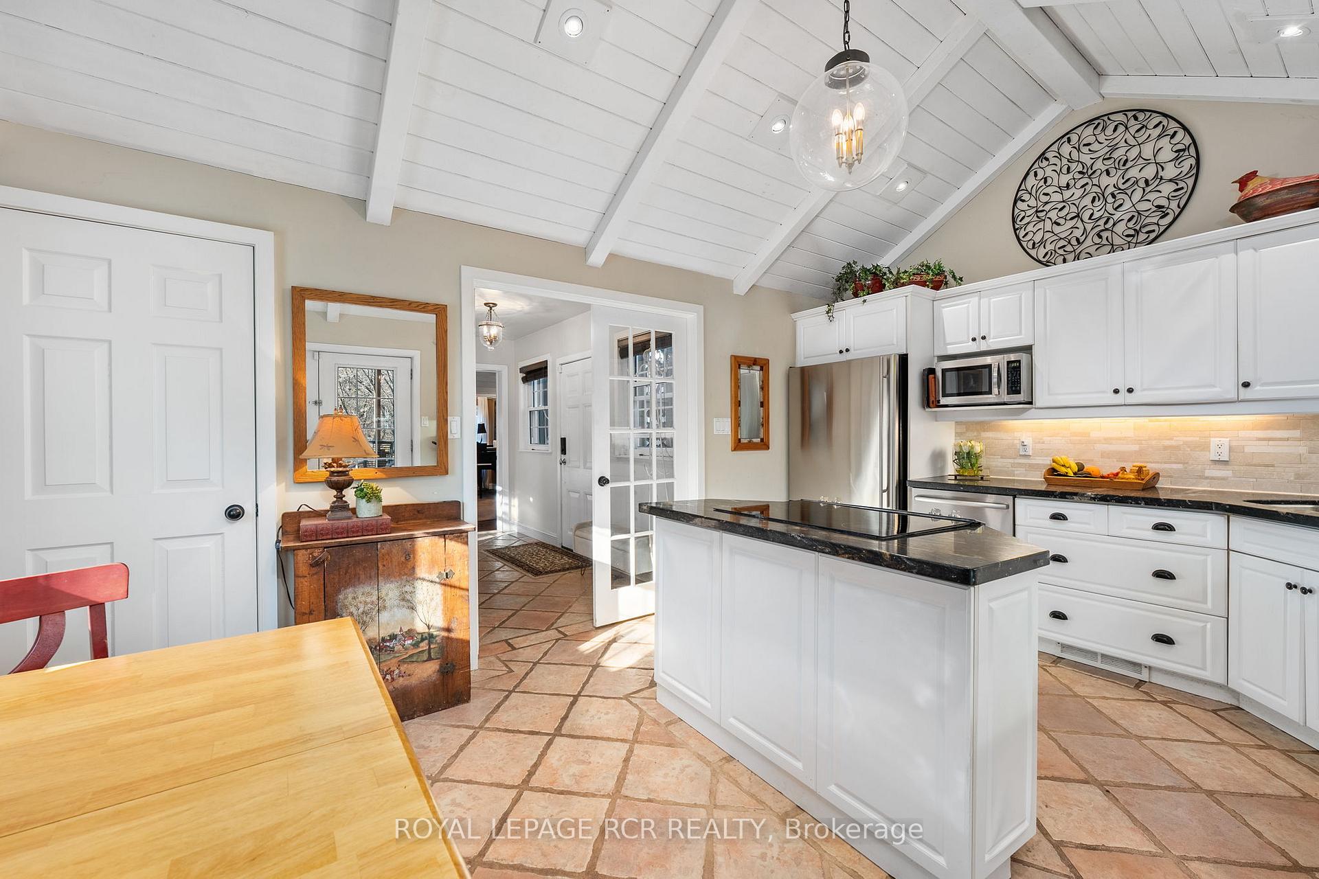 Photo 16 of 455 Kettleby Road, King, Rural King — HOMEH