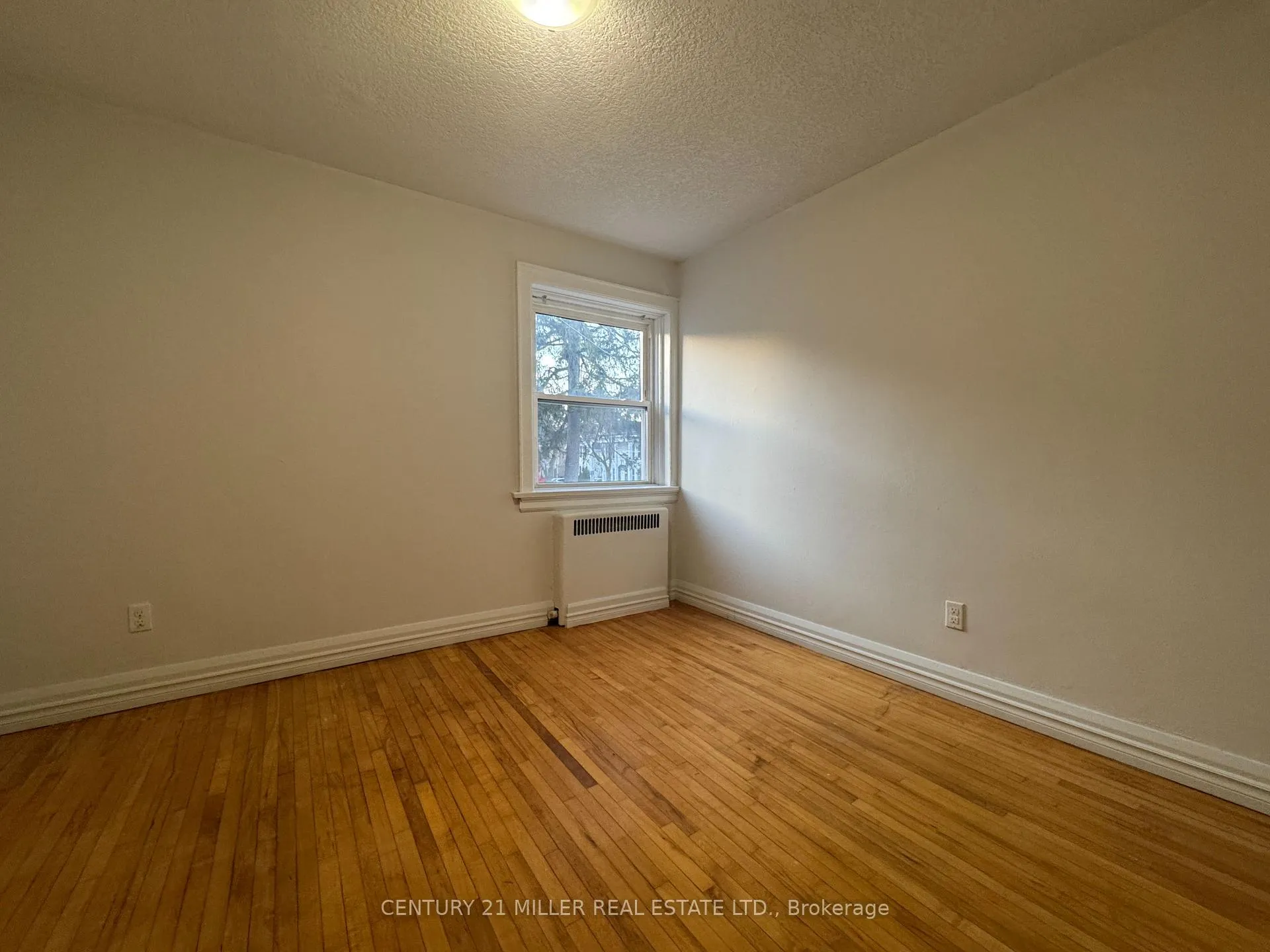 Photo 4 of Unit 102, 103 Church Street, Kitchener — HOMEH