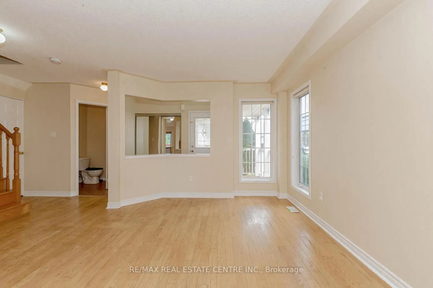 Photo 13 of 6 Porchlight Road, Brampton, Fletcher's Creek Village — HOMEH