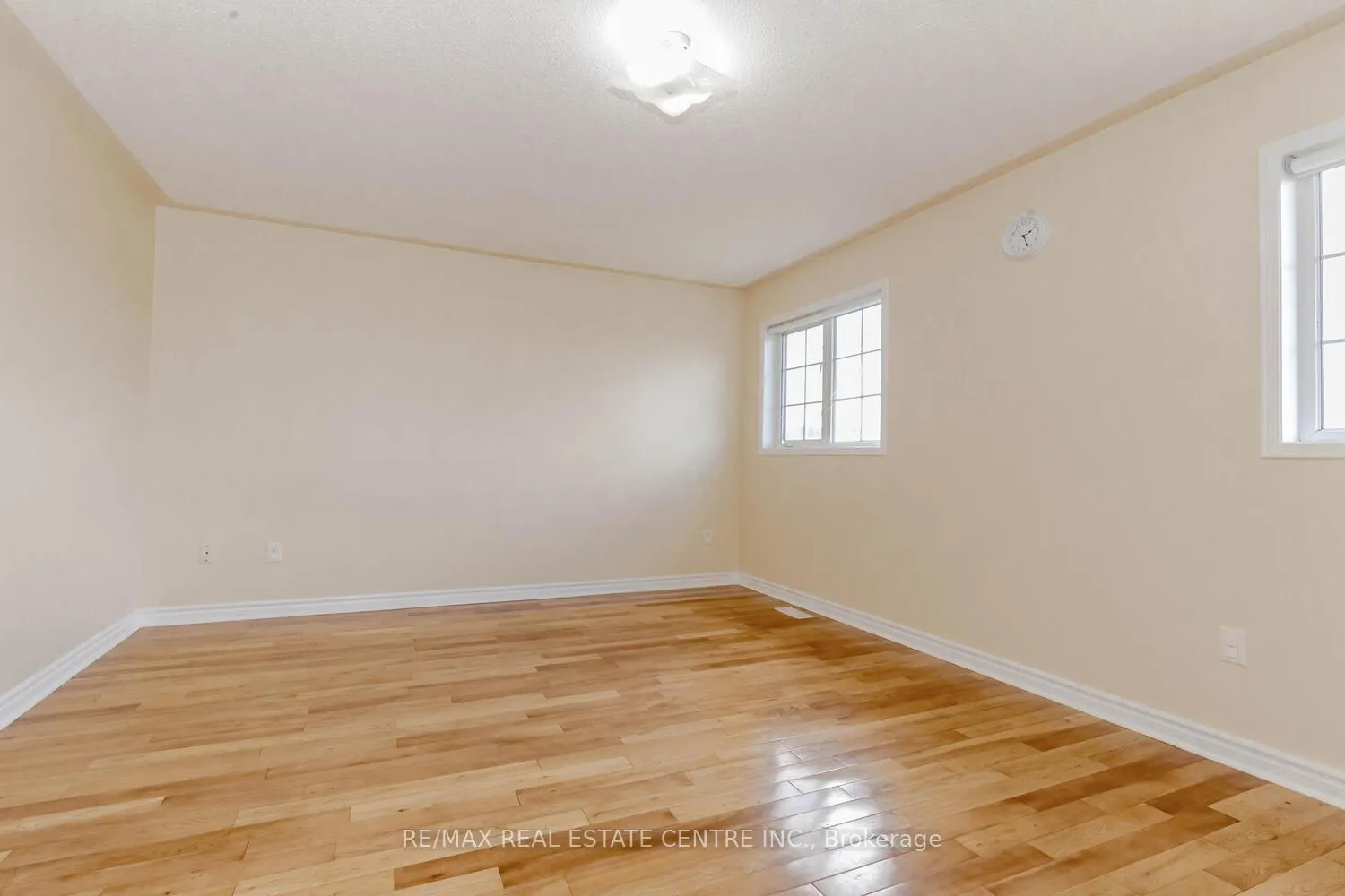 Photo 35 of 6 Porchlight Road, Brampton, Fletcher's Creek Village — HOMEH