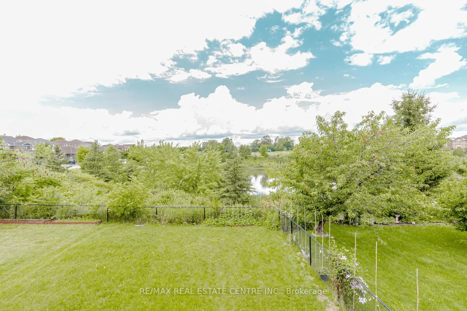 Photo 41 of 6 Porchlight Road, Brampton, Fletcher's Creek Village — HOMEH