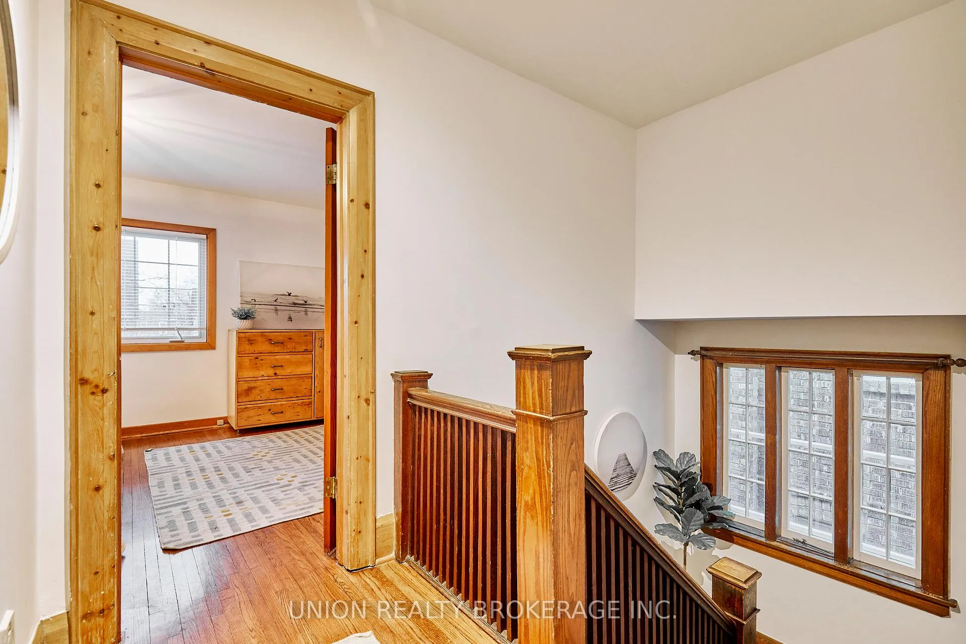 Photo 12 of 345 Kingswood Road, Toronto, The Beaches — HOMEH
