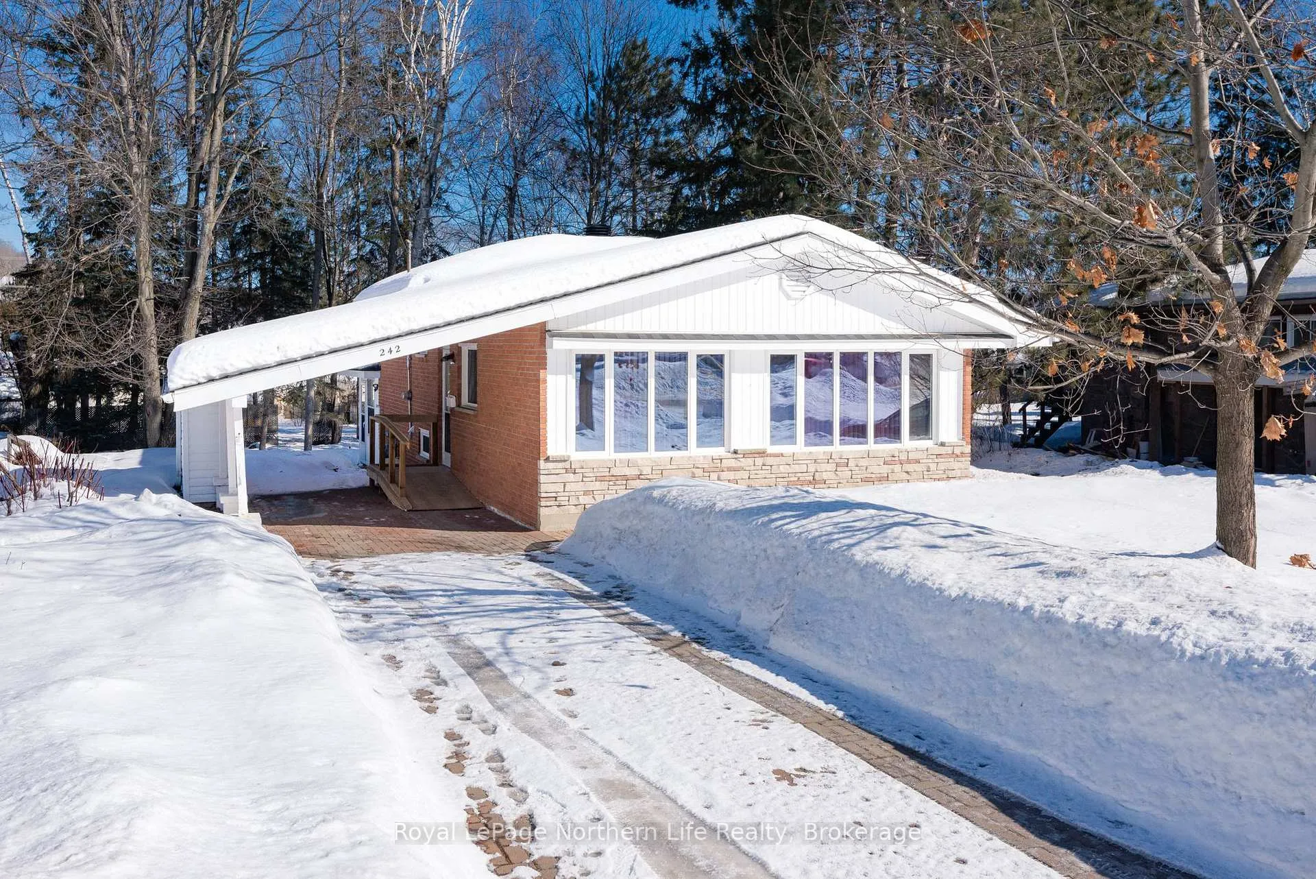 Photo 2 of 242 Richard Road, North Bay, Birchaven — HOMEH