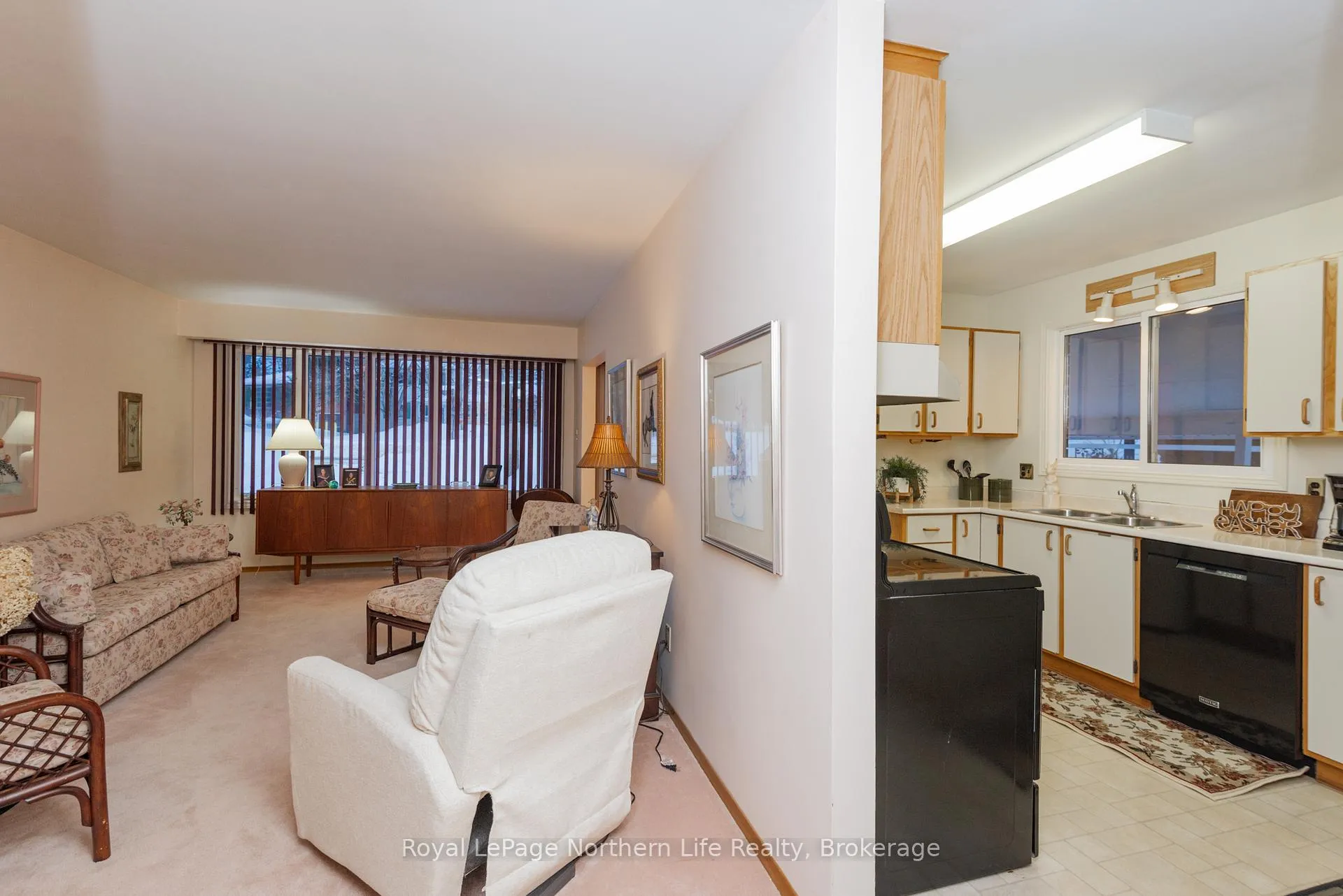 Photo 7 of 242 Richard Road, North Bay, Birchaven — HOMEH