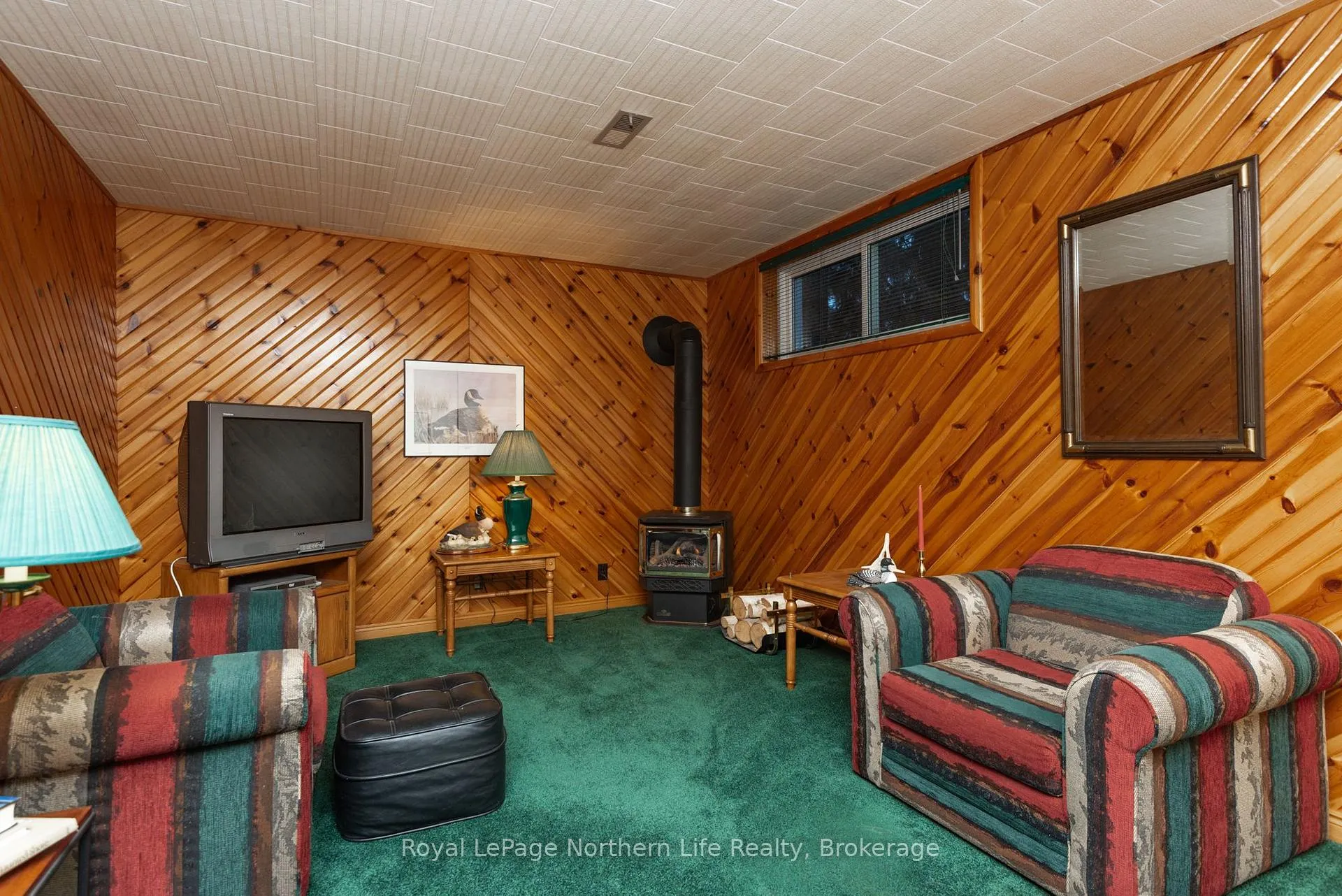 Photo 23 of 242 Richard Road, North Bay, Birchaven — HOMEH