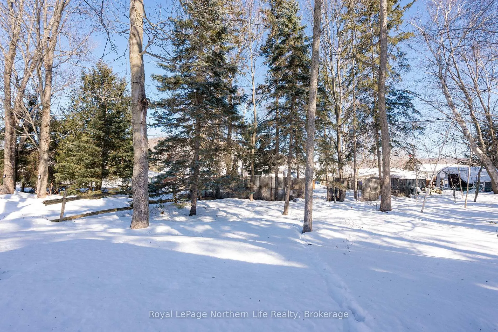 Photo 36 of 242 Richard Road, North Bay, Birchaven — HOMEH