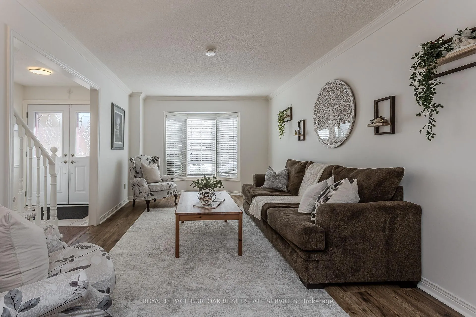 Photo 12 of 2117 Fallingbrook Court, Burlington, Headon — HOMEH