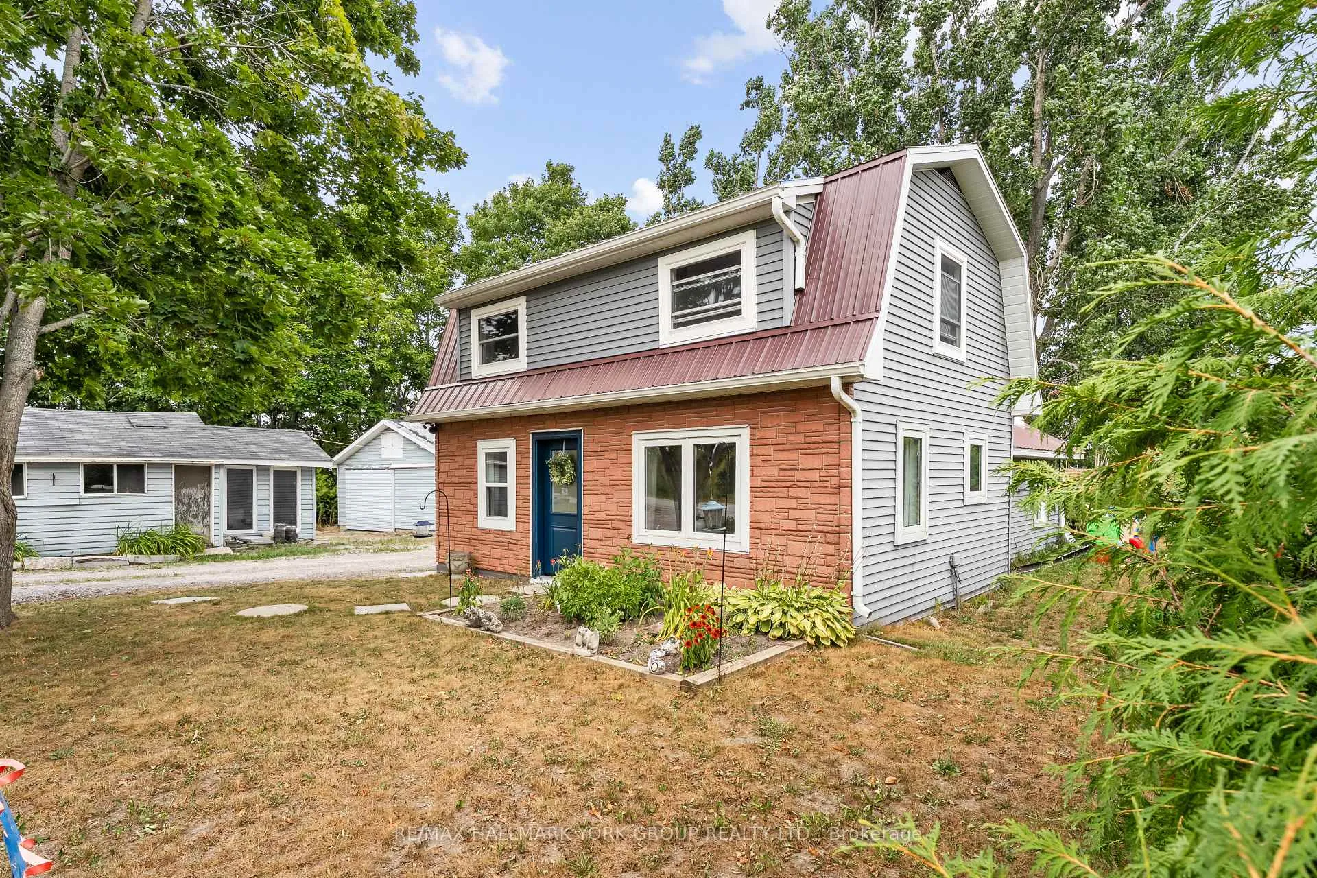 Front of 6 Mitchellview Road