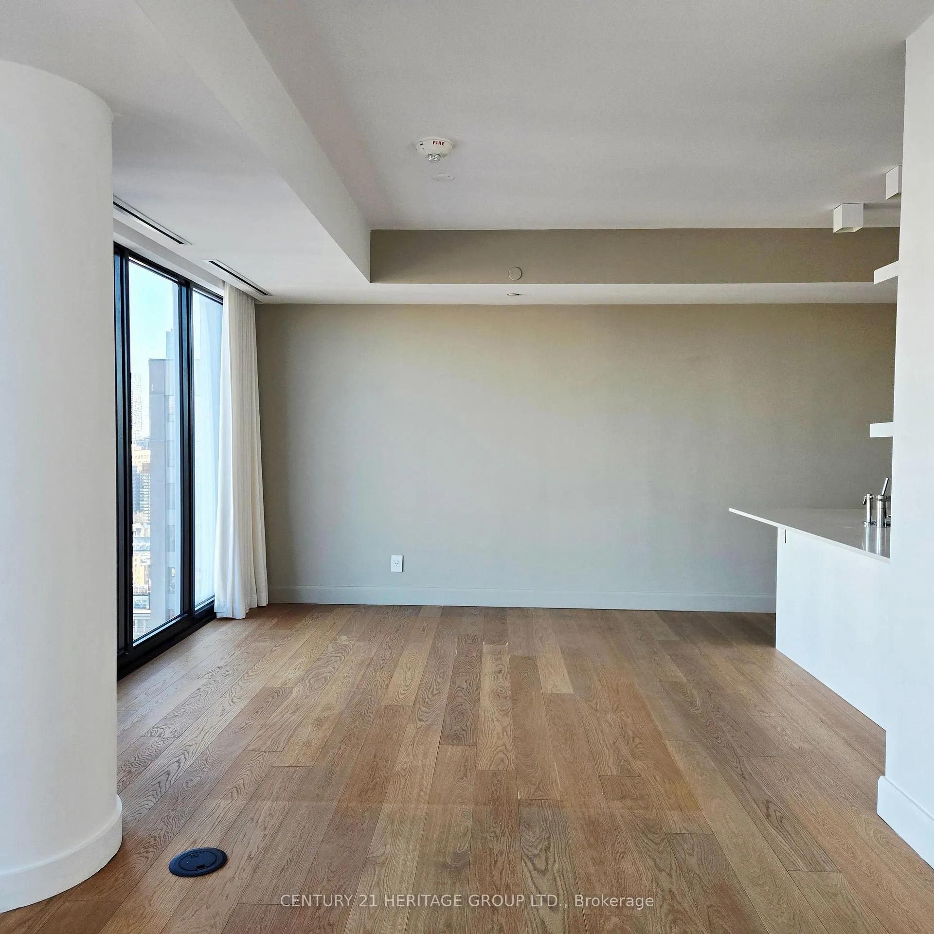 Photo 9 of Unit 2801, 200 Cumberland Street, Toronto, The Annex — HOMEH