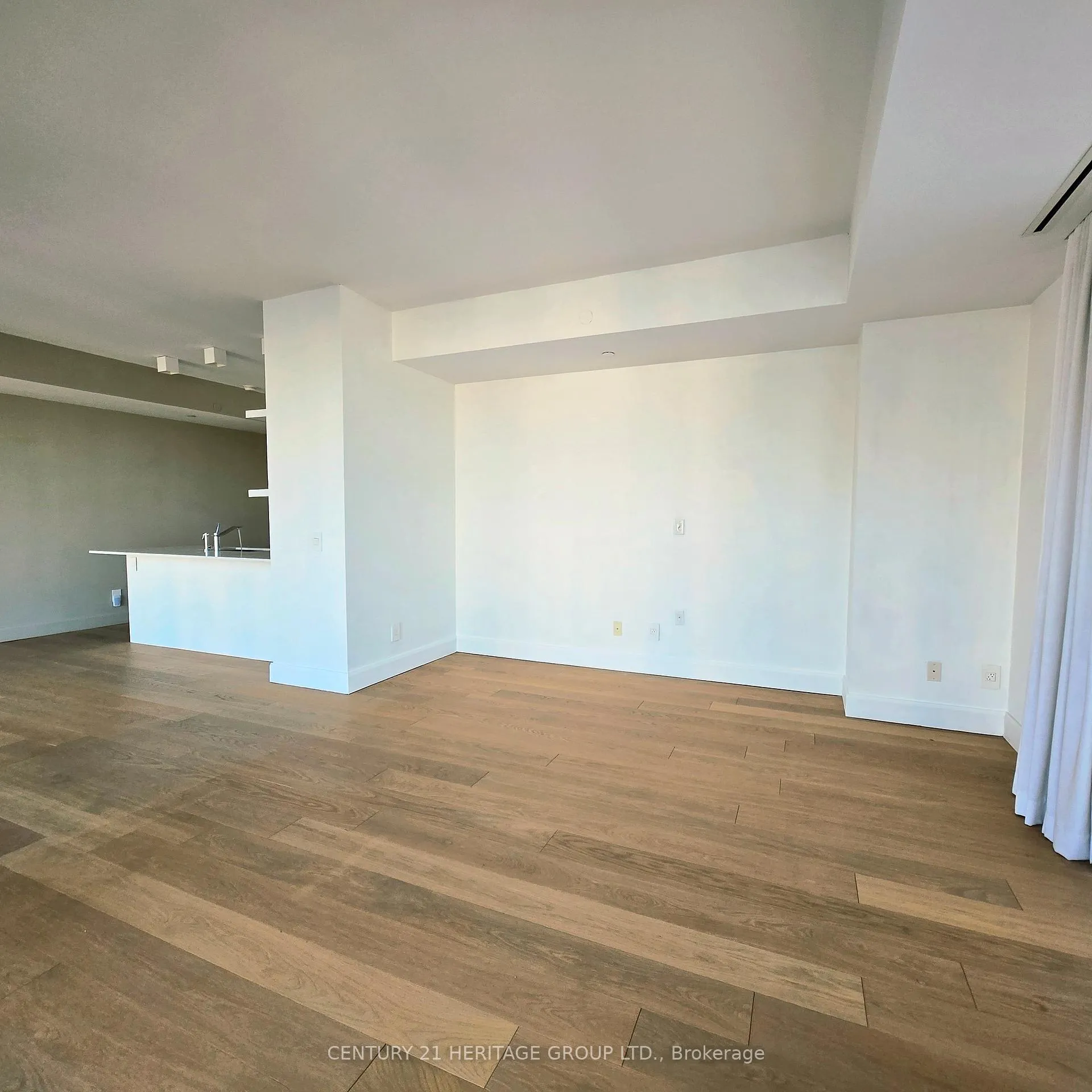 Photo 12 of Unit 2801, 200 Cumberland Street, Toronto, The Annex — HOMEH