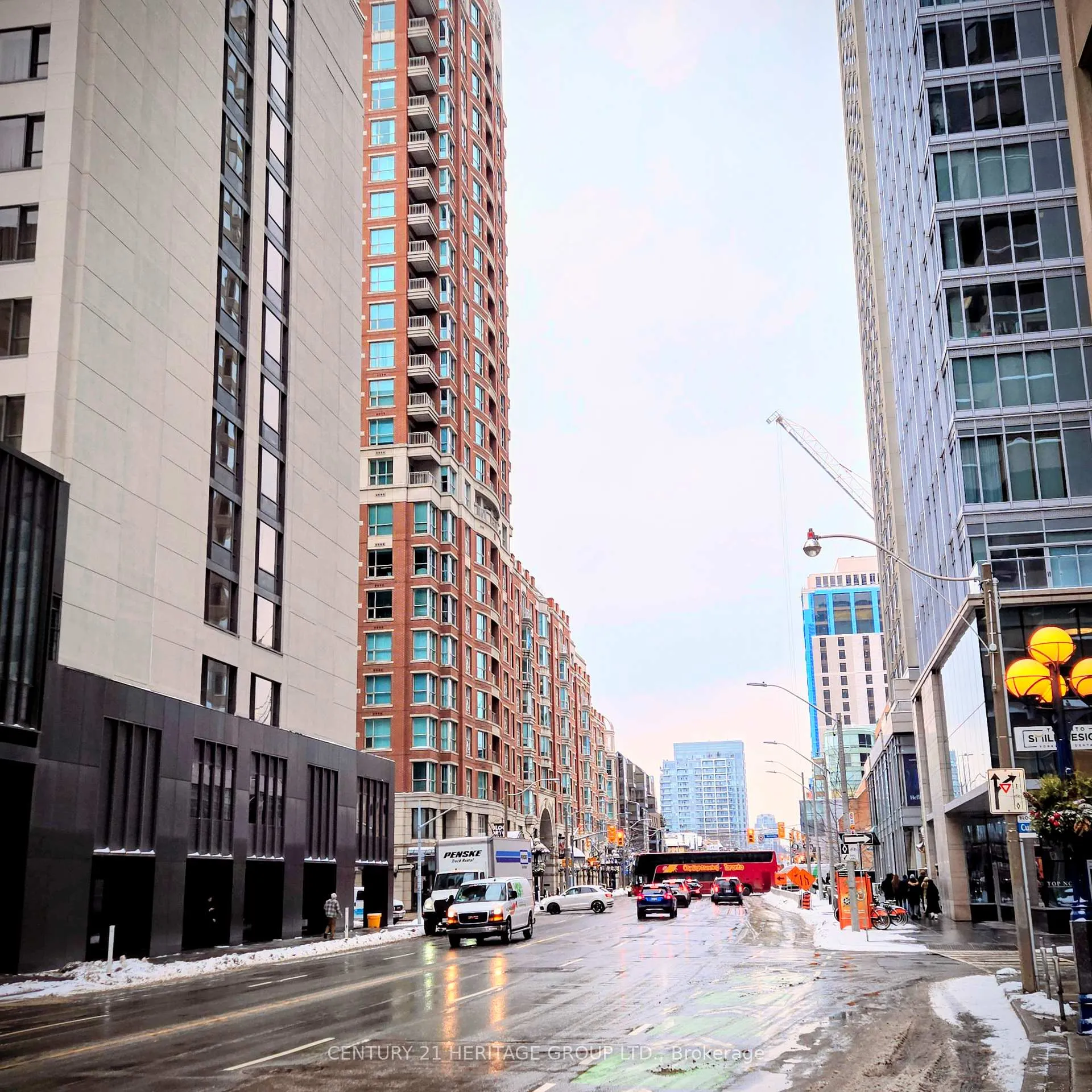 Photo 36 of Unit 2801, 200 Cumberland Street, Toronto, The Annex — HOMEH