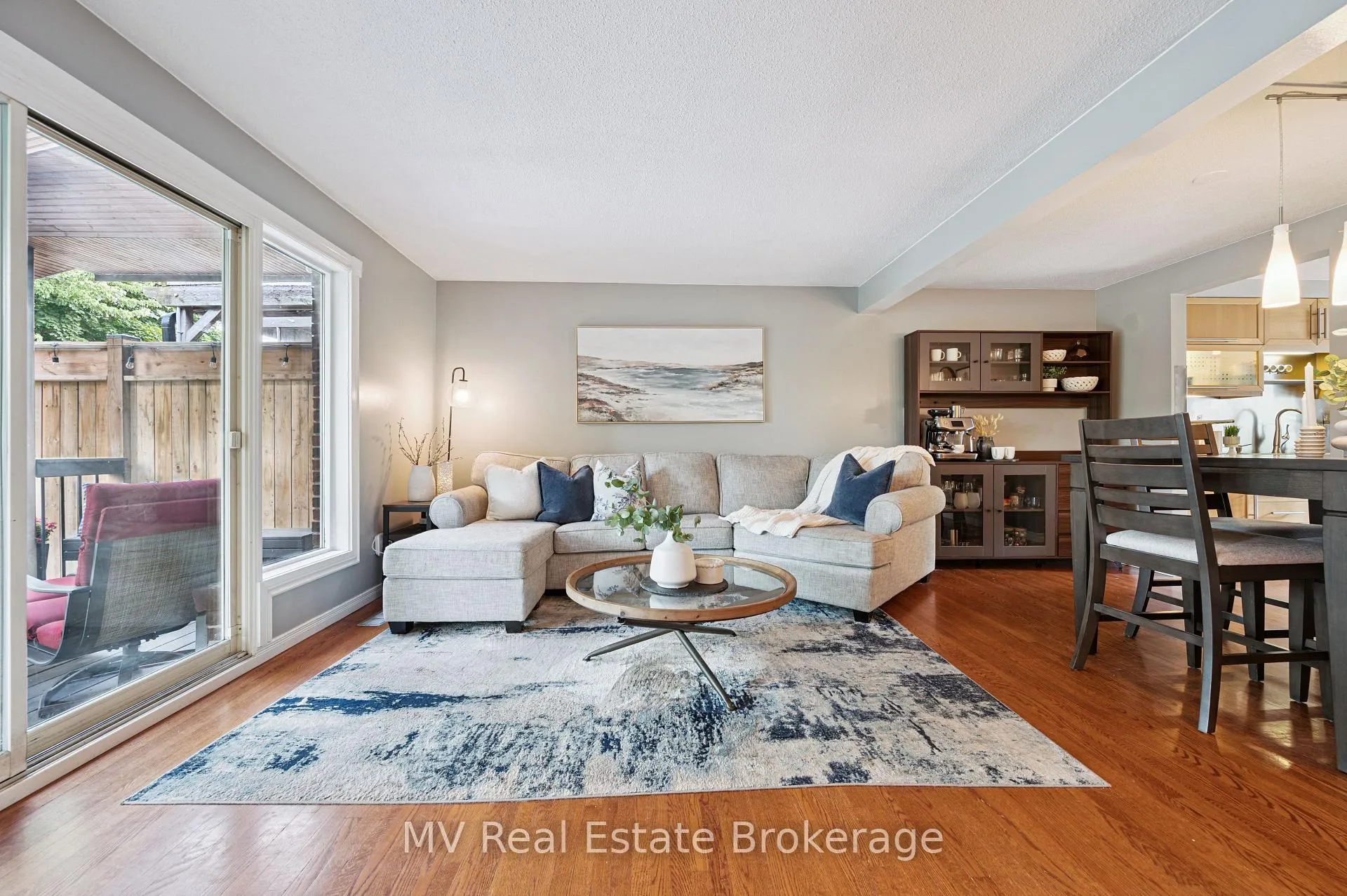 Photo 15 of 434B Dunvegan Drive, Waterloo — HOMEH