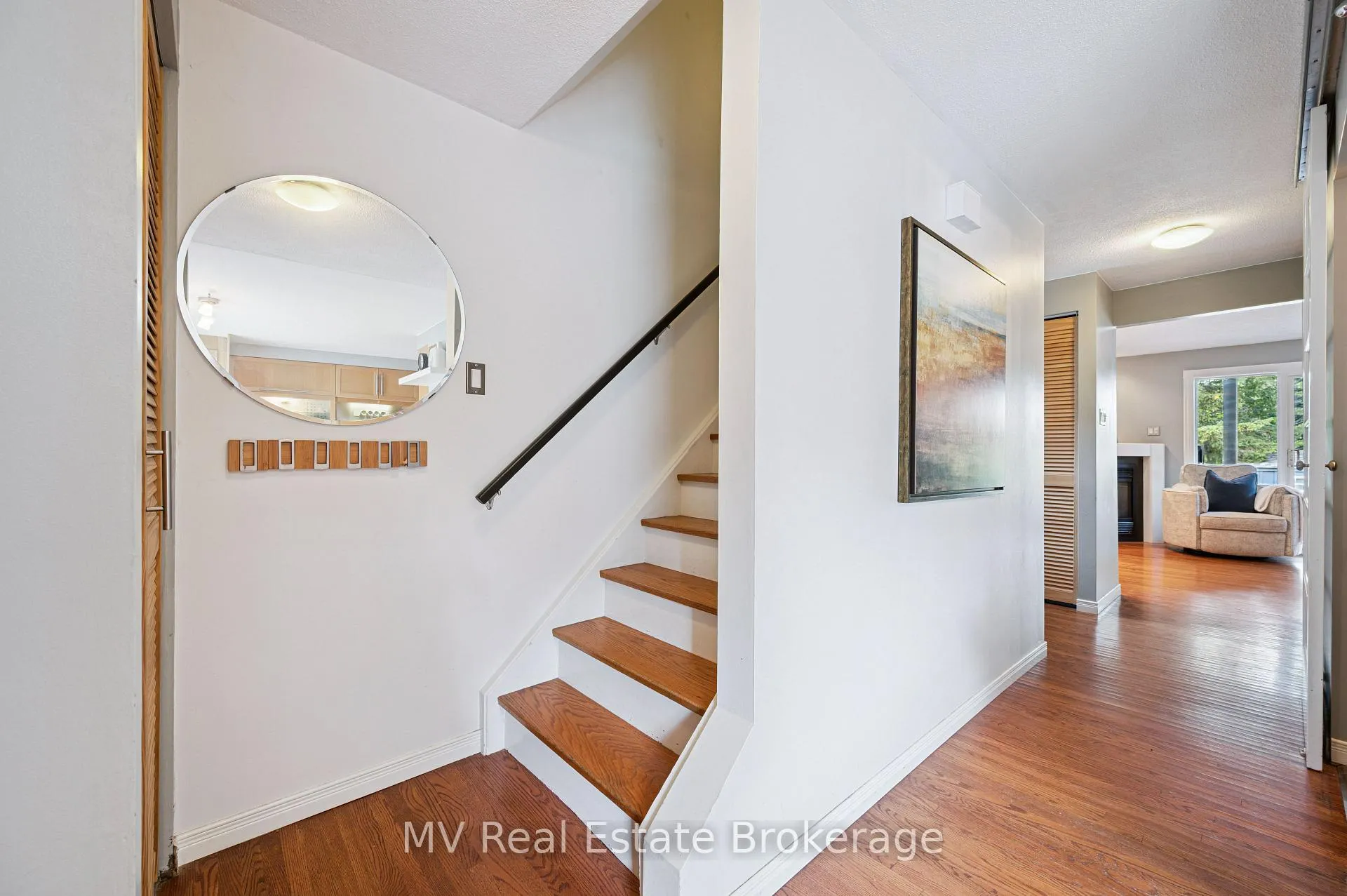 Photo 20 of 434B Dunvegan Drive, Waterloo — HOMEH