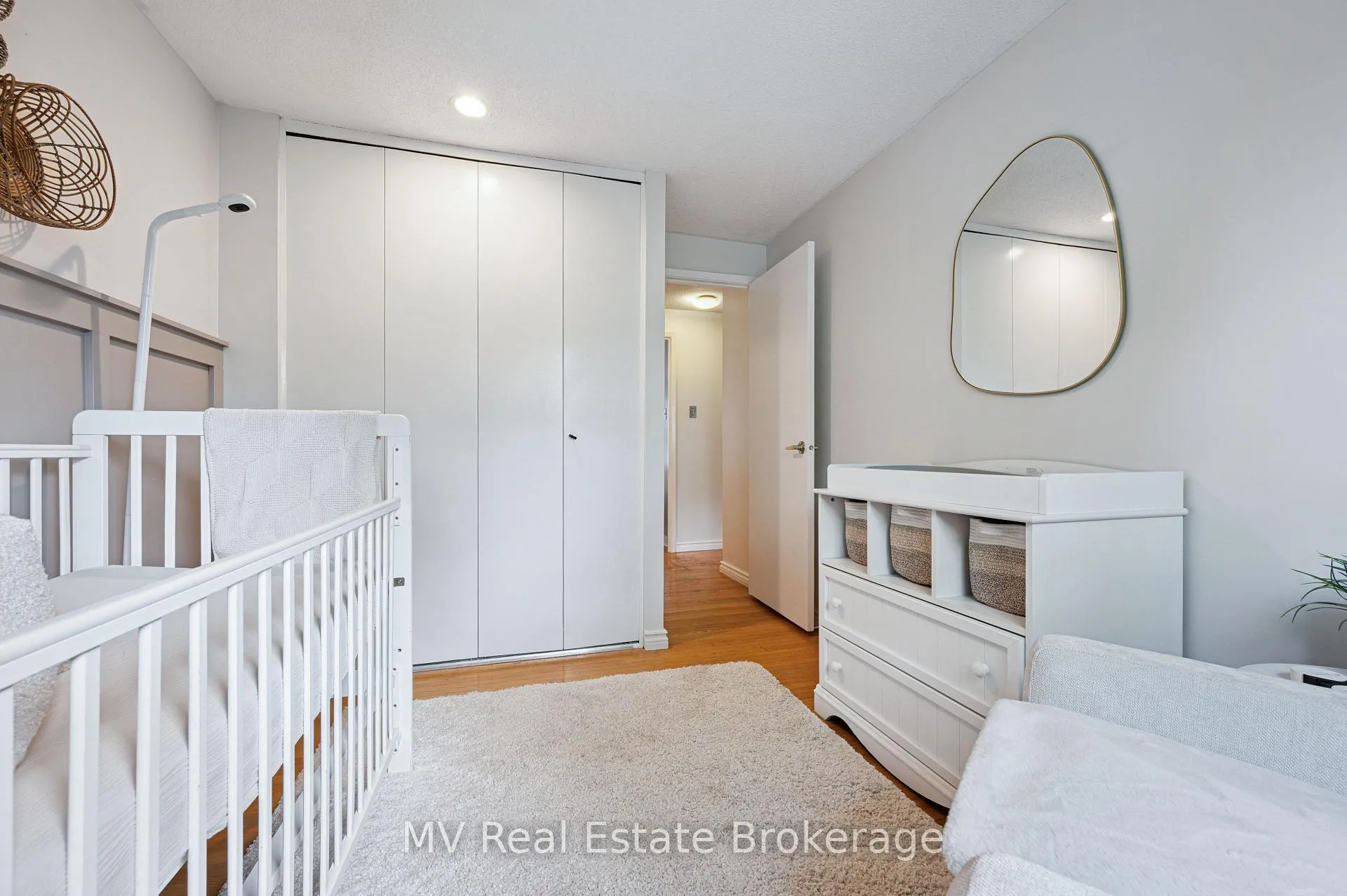 Photo 26 of 434B Dunvegan Drive, Waterloo — HOMEH