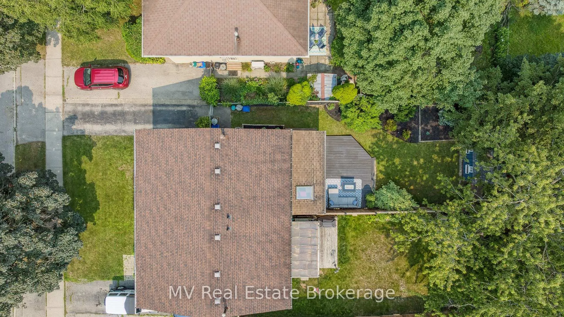 Photo 38 of 434B Dunvegan Drive, Waterloo — HOMEH