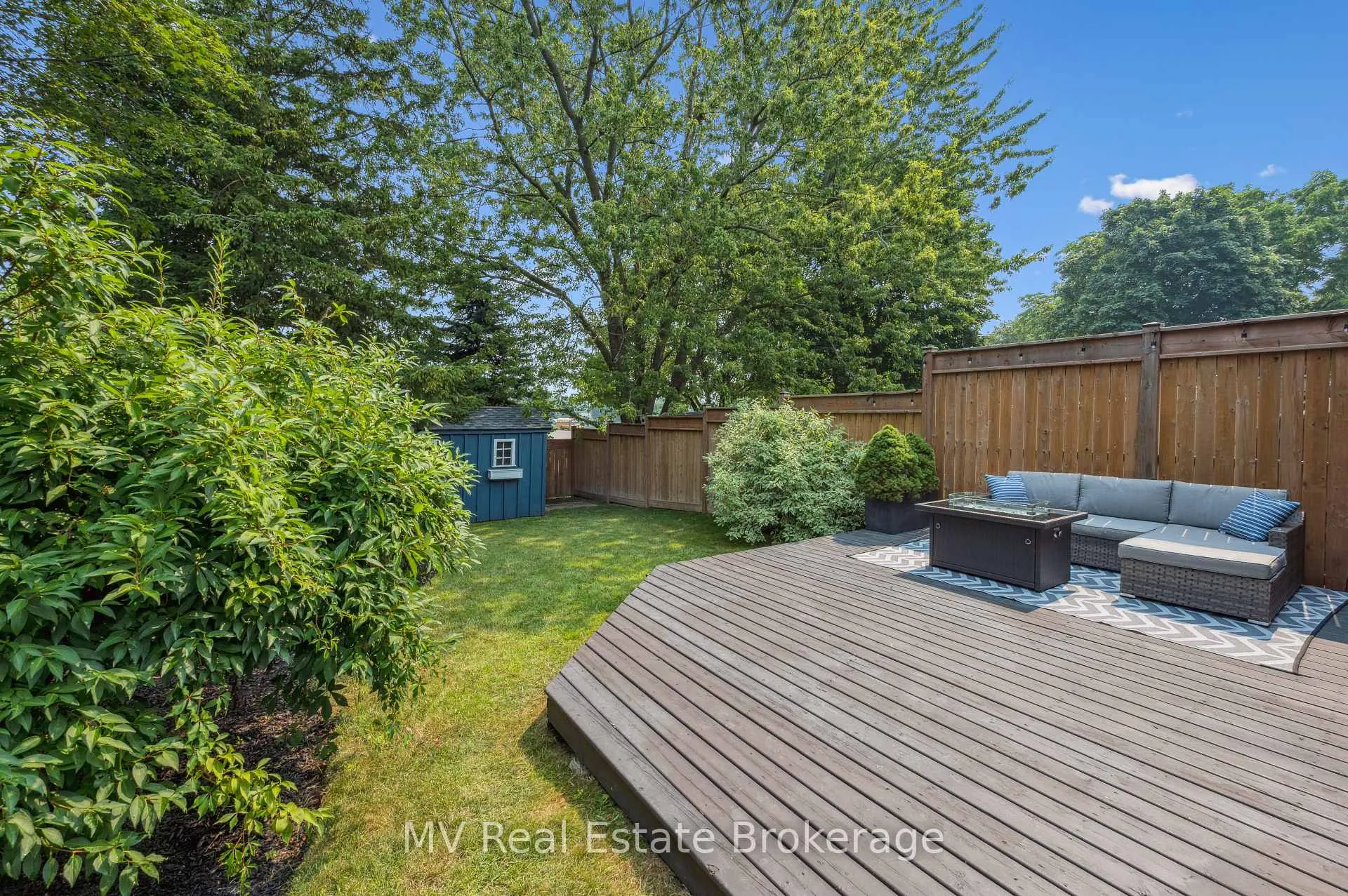 Photo 43 of 434B Dunvegan Drive, Waterloo — HOMEH