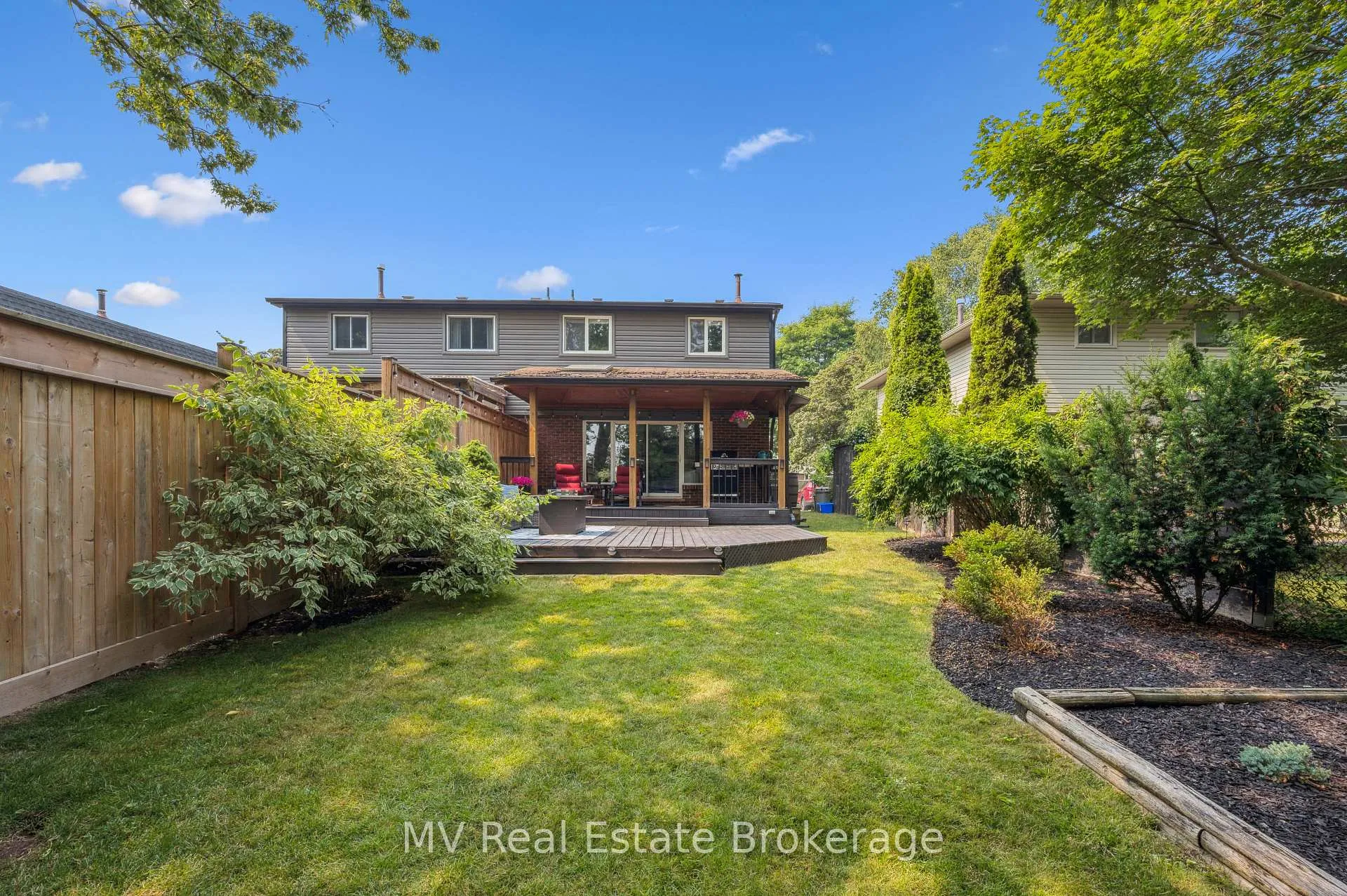 Photo 44 of 434B Dunvegan Drive, Waterloo — HOMEH