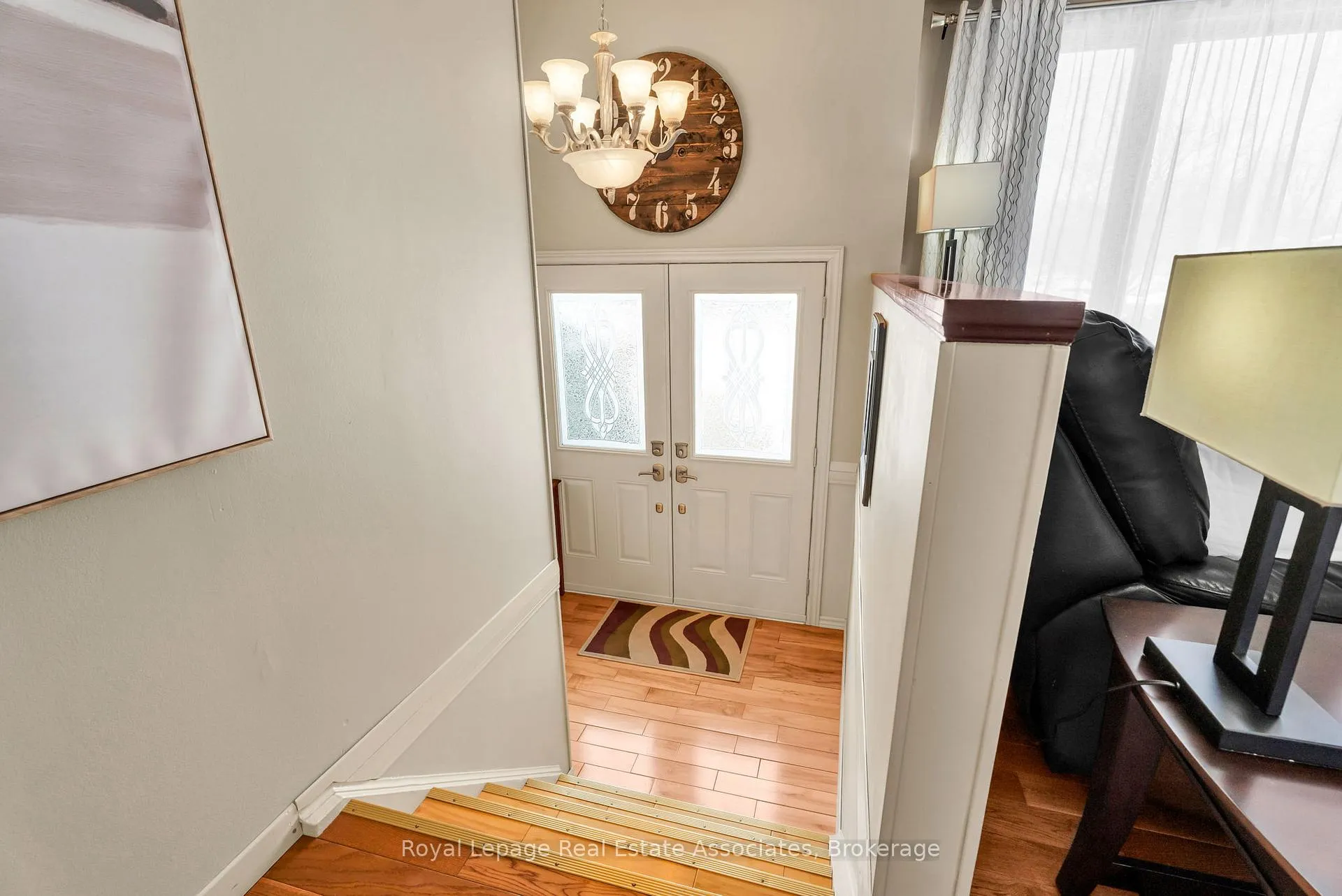 Photo 8 of 29 Norman Avenue, Halton Hills, Acton — HOMEH