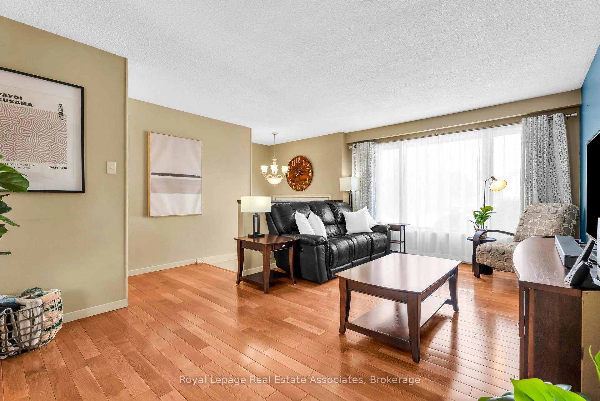 Photo 10 of 29 Norman Avenue, Halton Hills, Acton — HOMEH