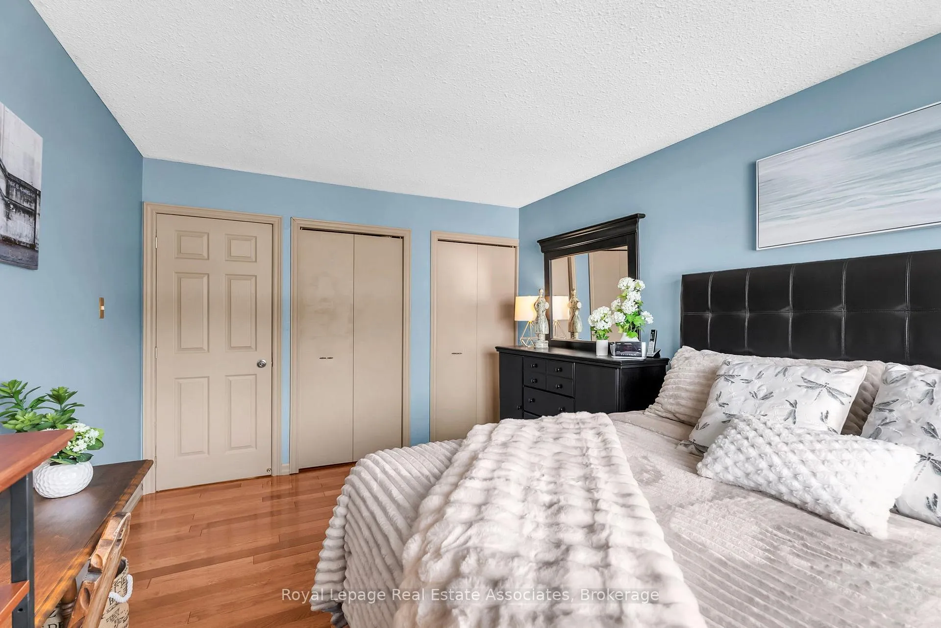 Photo 22 of 29 Norman Avenue, Halton Hills, Acton — HOMEH