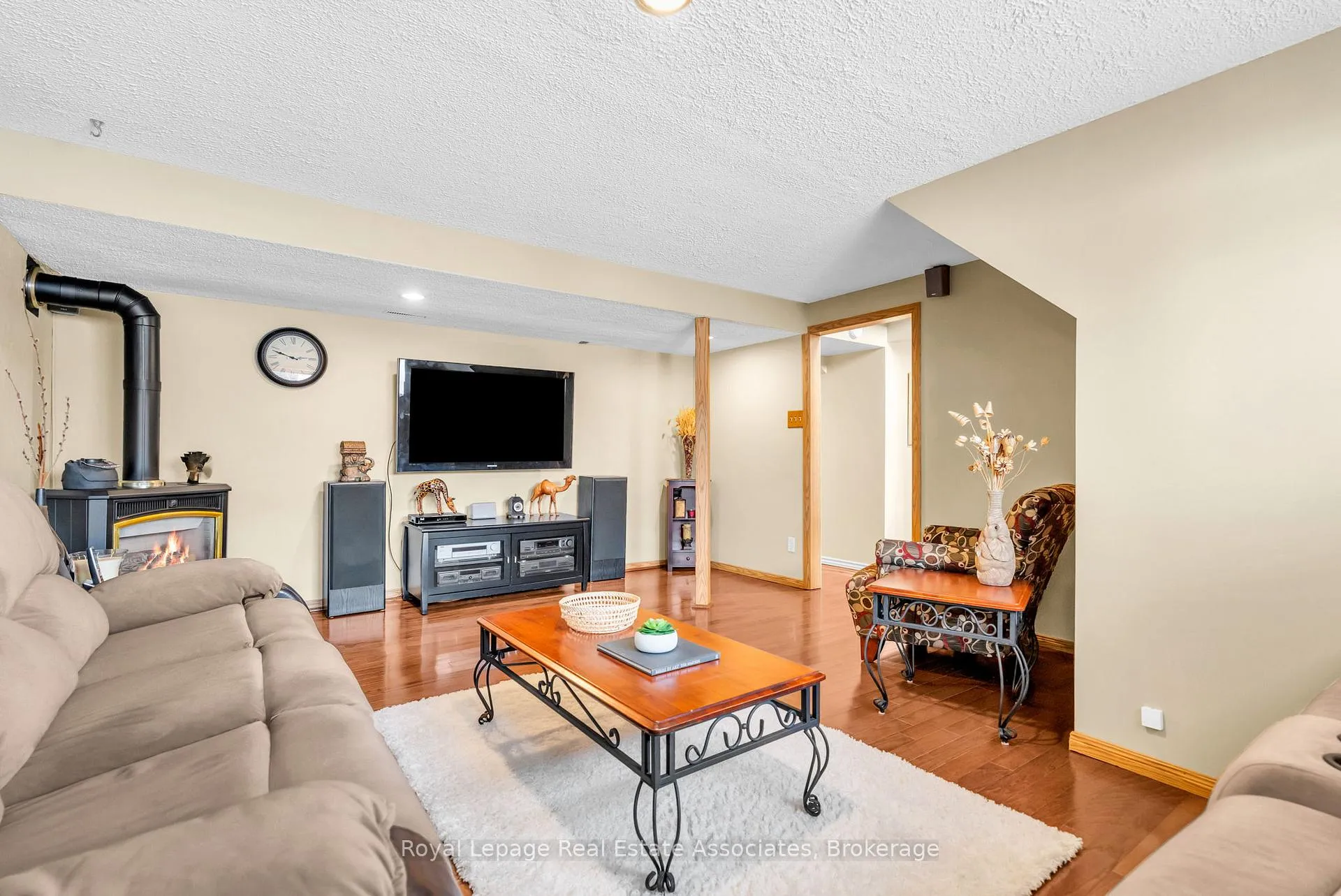 Photo 29 of 29 Norman Avenue, Halton Hills, Acton — HOMEH