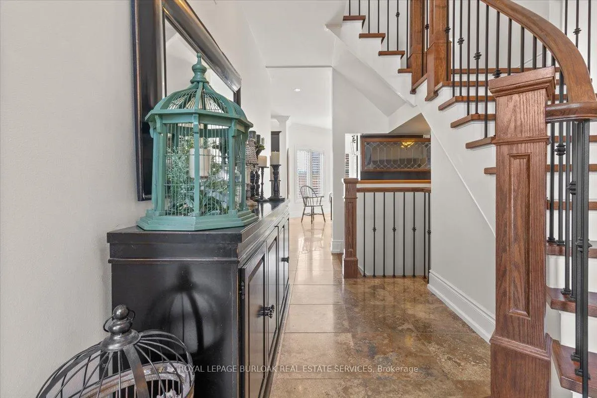 Photo 10 of 4263 Millcroft Park Drive, Burlington, Rose — HOMEH