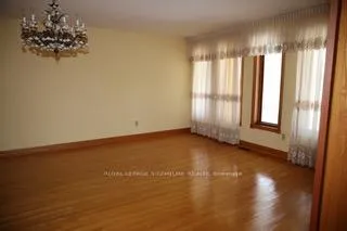 Photo 18 of 450 O'Connor Drive, Toronto, East York — HOMEH