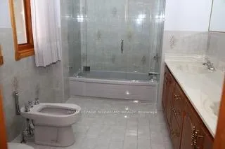 Photo 19 of 450 O'Connor Drive, Toronto, East York — HOMEH