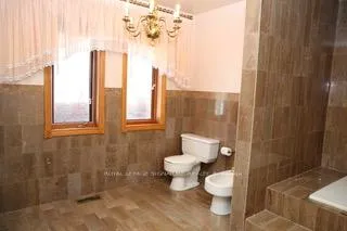 Photo 25 of 450 O'Connor Drive, Toronto, East York — HOMEH