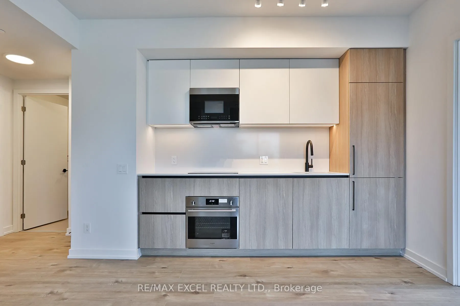 Photo 5 of Unit 1208, 35 Parliament Street, Toronto, Waterfront Communities — HOMEH