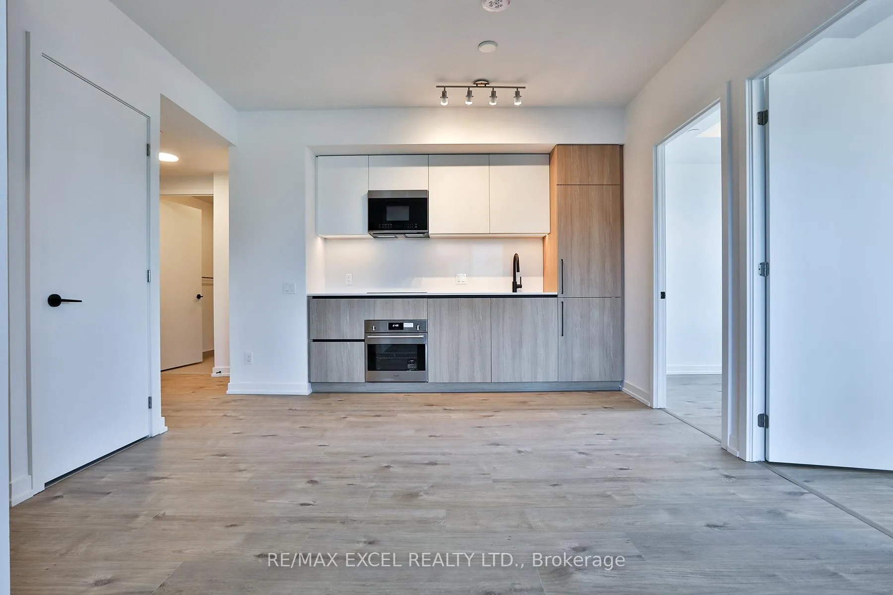 Photo 8 of Unit 1208, 35 Parliament Street, Toronto, Waterfront Communities — HOMEH