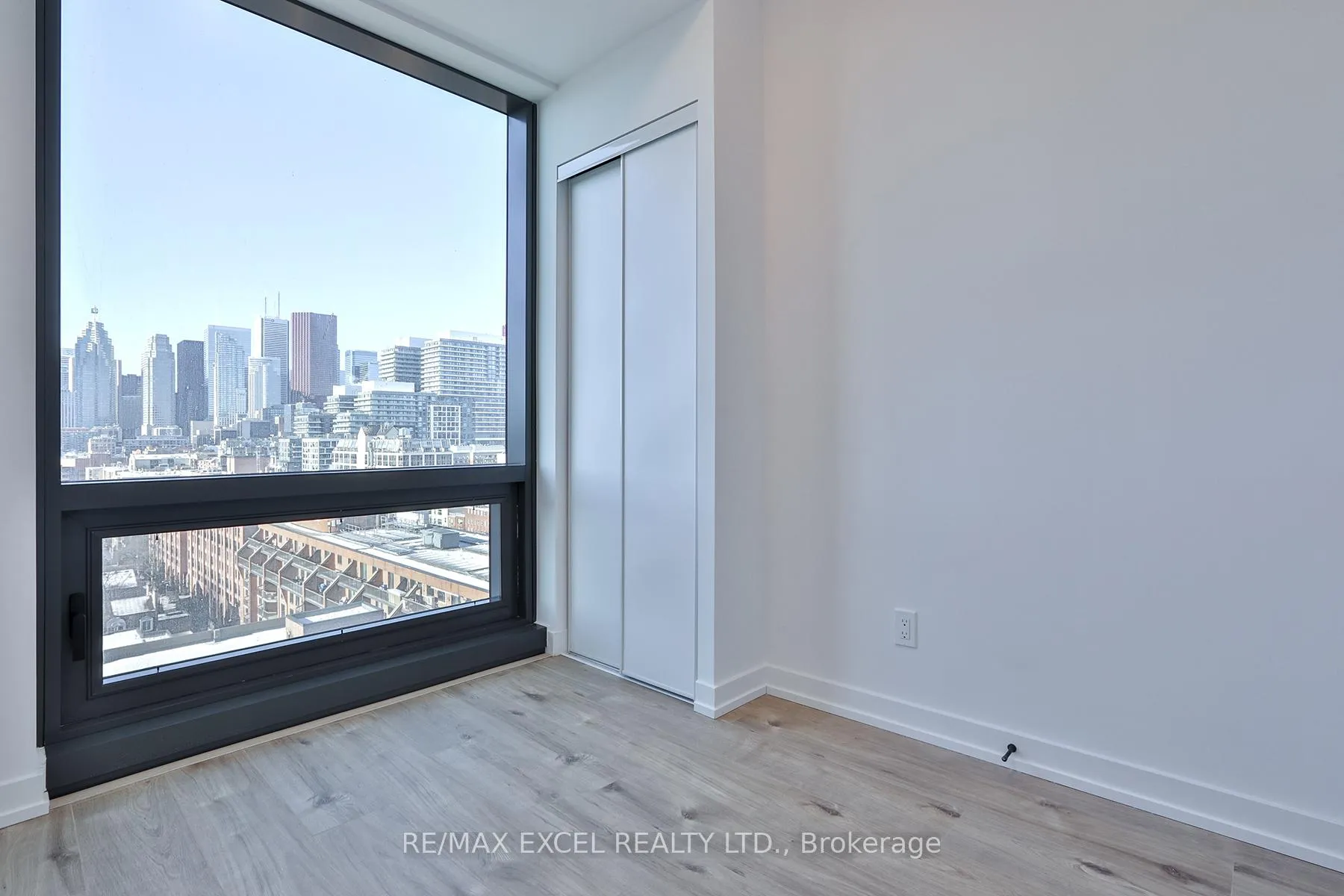 Photo 14 of Unit 1208, 35 Parliament Street, Toronto, Waterfront Communities — HOMEH
