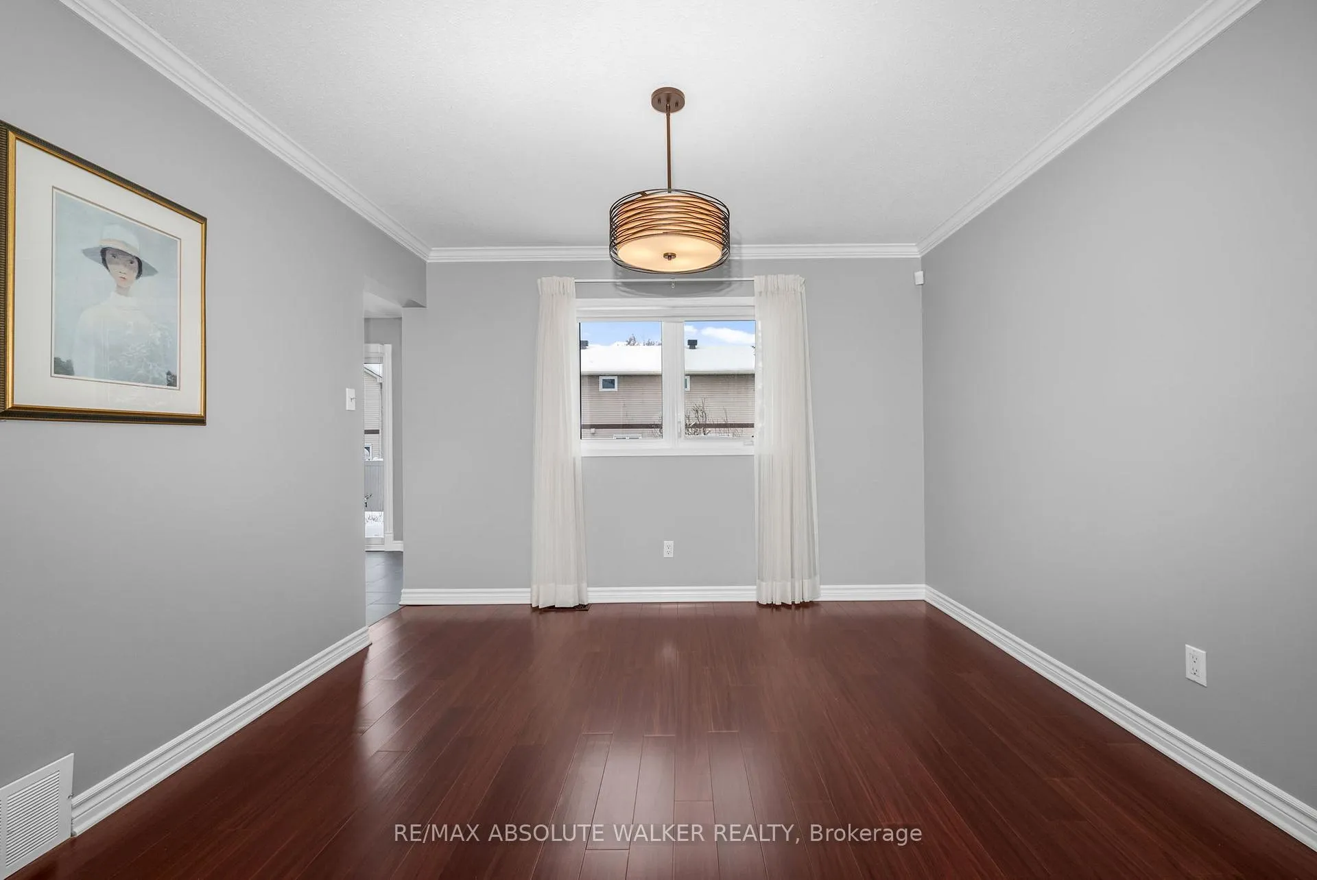 Photo 9 of 944 Raftsman Lane, Ottawa, Convent Glen — HOMEH