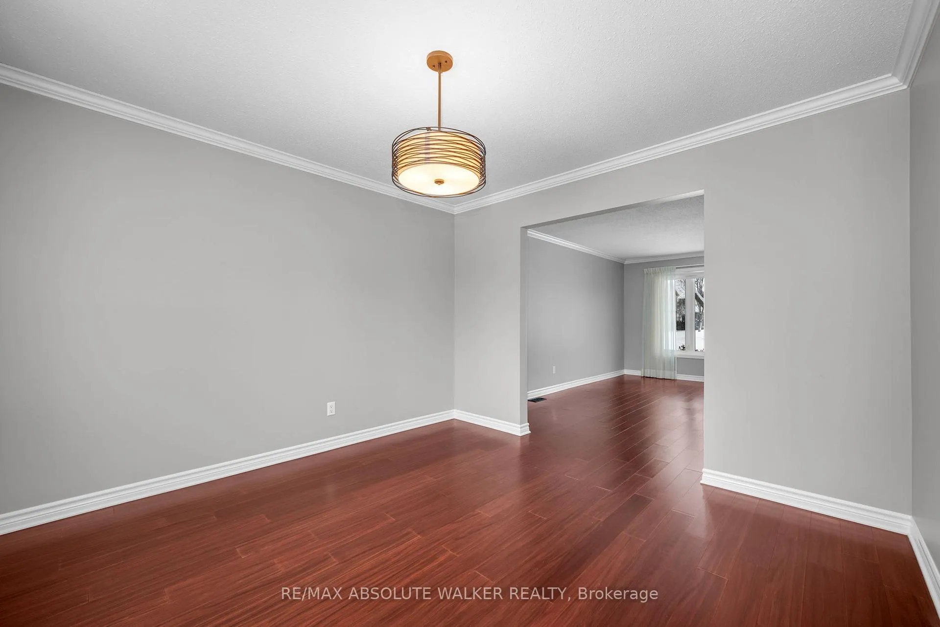 Photo 12 of 944 Raftsman Lane, Ottawa, Convent Glen — HOMEH