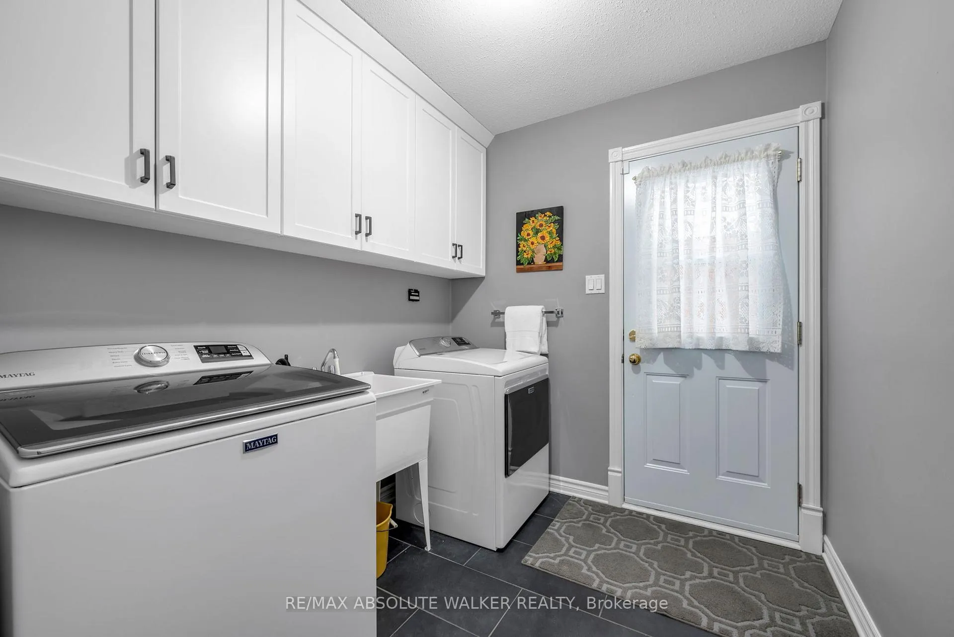 Photo 24 of 944 Raftsman Lane, Ottawa, Convent Glen — HOMEH