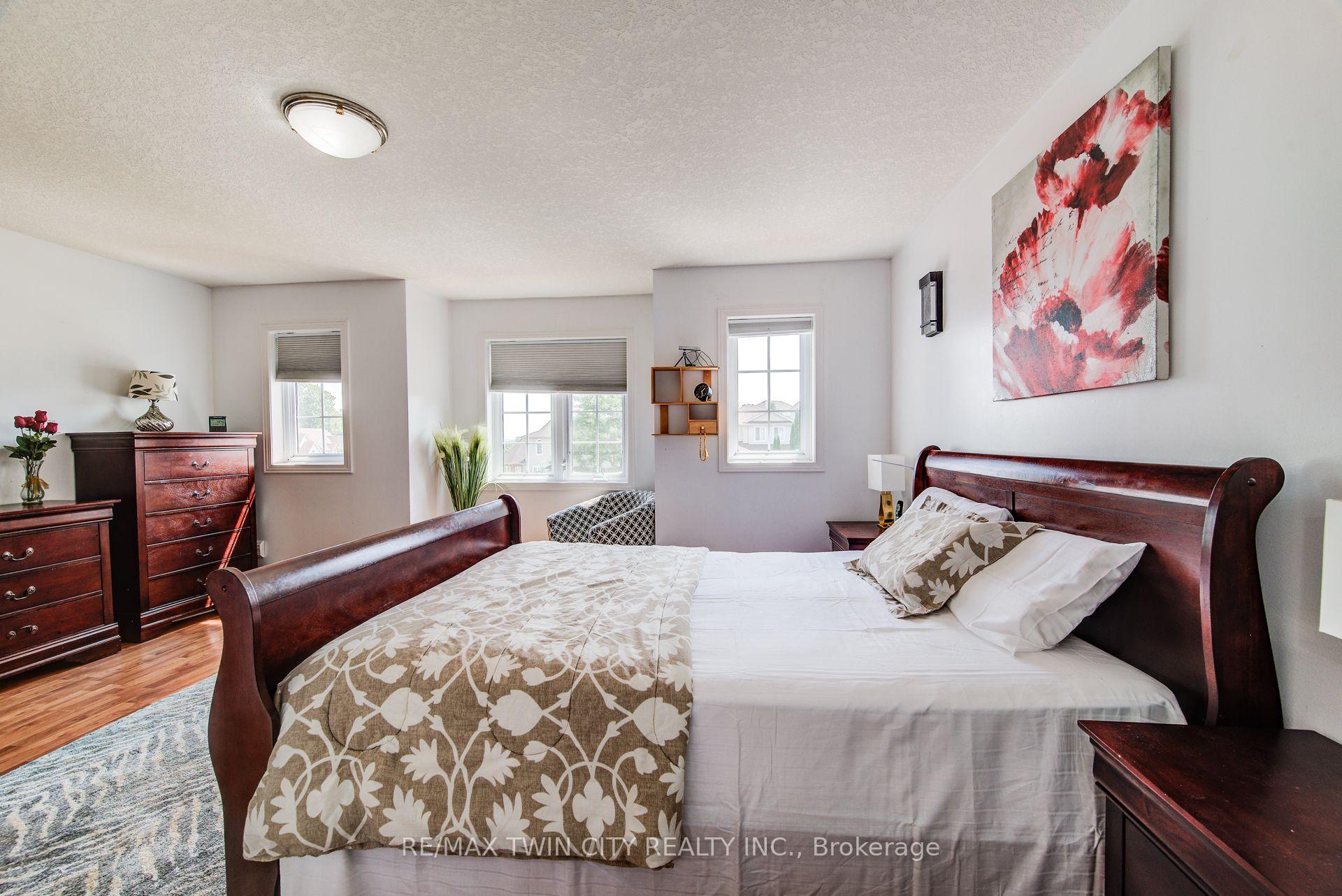 Photo 27 of 160 Hidden Creek Drive, Kitchener — HOMEH