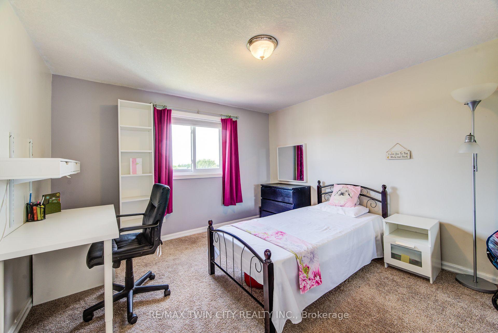 Photo 31 of 160 Hidden Creek Drive, Kitchener — HOMEH