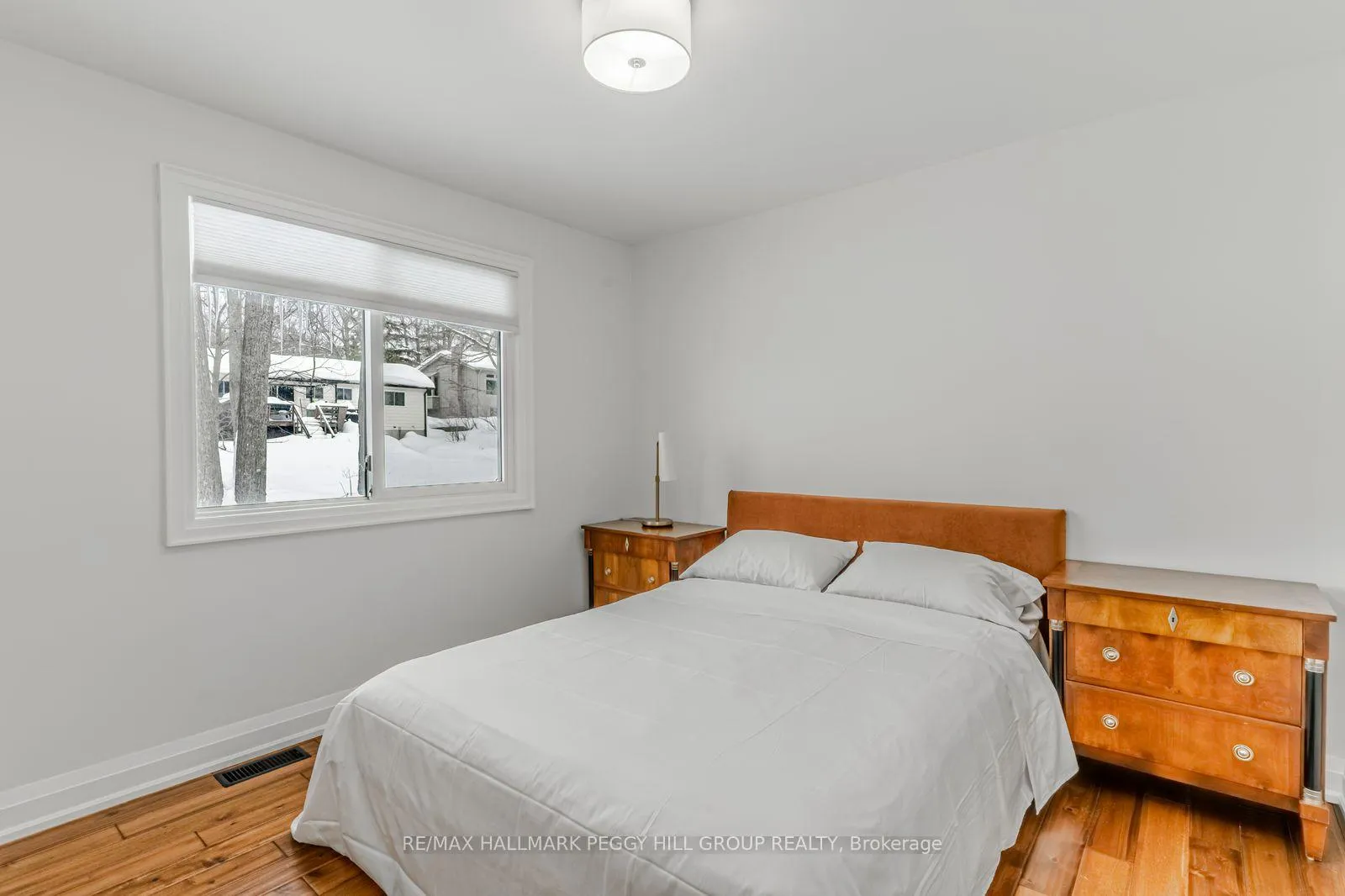 Photo 10 of 1127 Sunnidale Road, Springwater, Centre Vespra — HOMEH