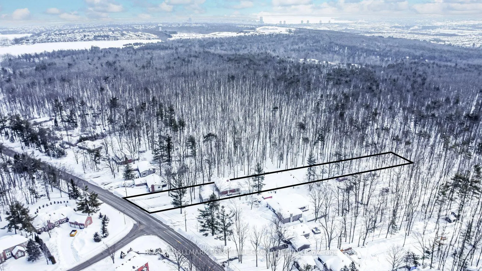Photo 15 of 1127 Sunnidale Road, Springwater, Centre Vespra — HOMEH